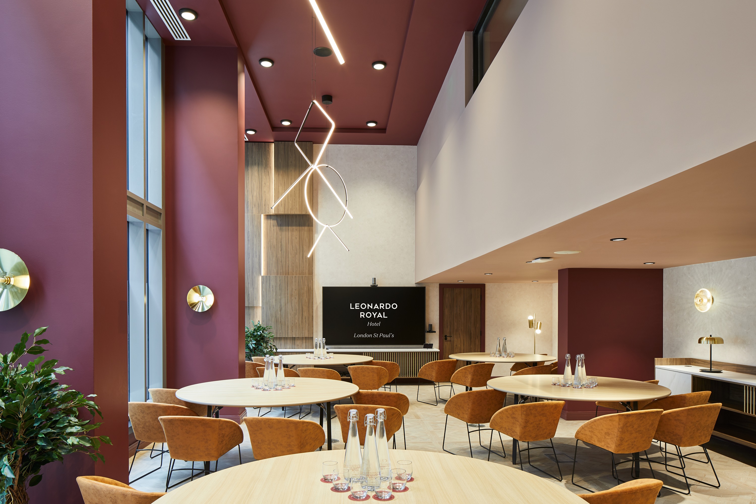 Modern meeting space at Leonardo Royal Hotel London, ideal for events and presentations.