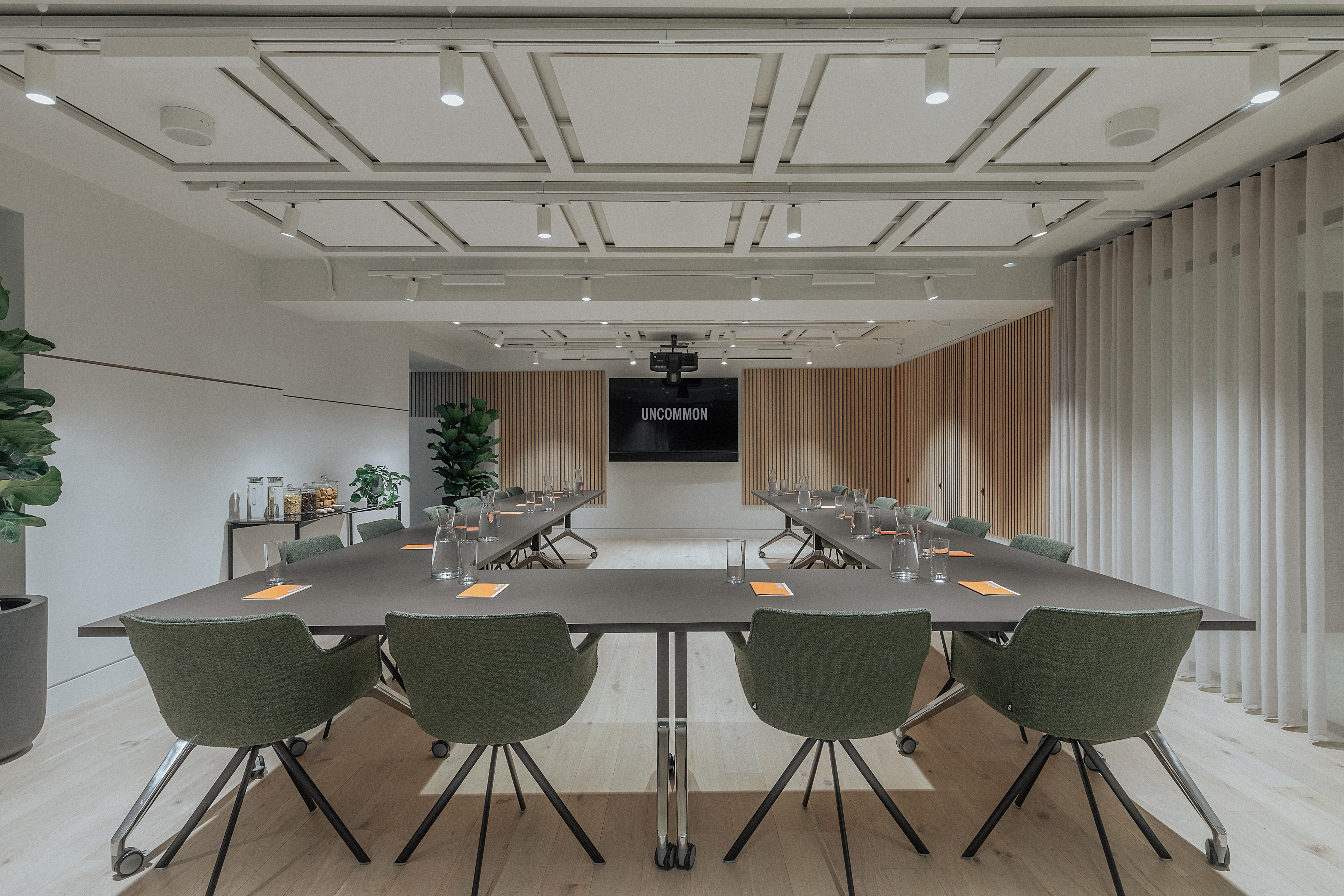 Modern meeting room in Uncommon Holborn with stylish seating for collaborative sessions.