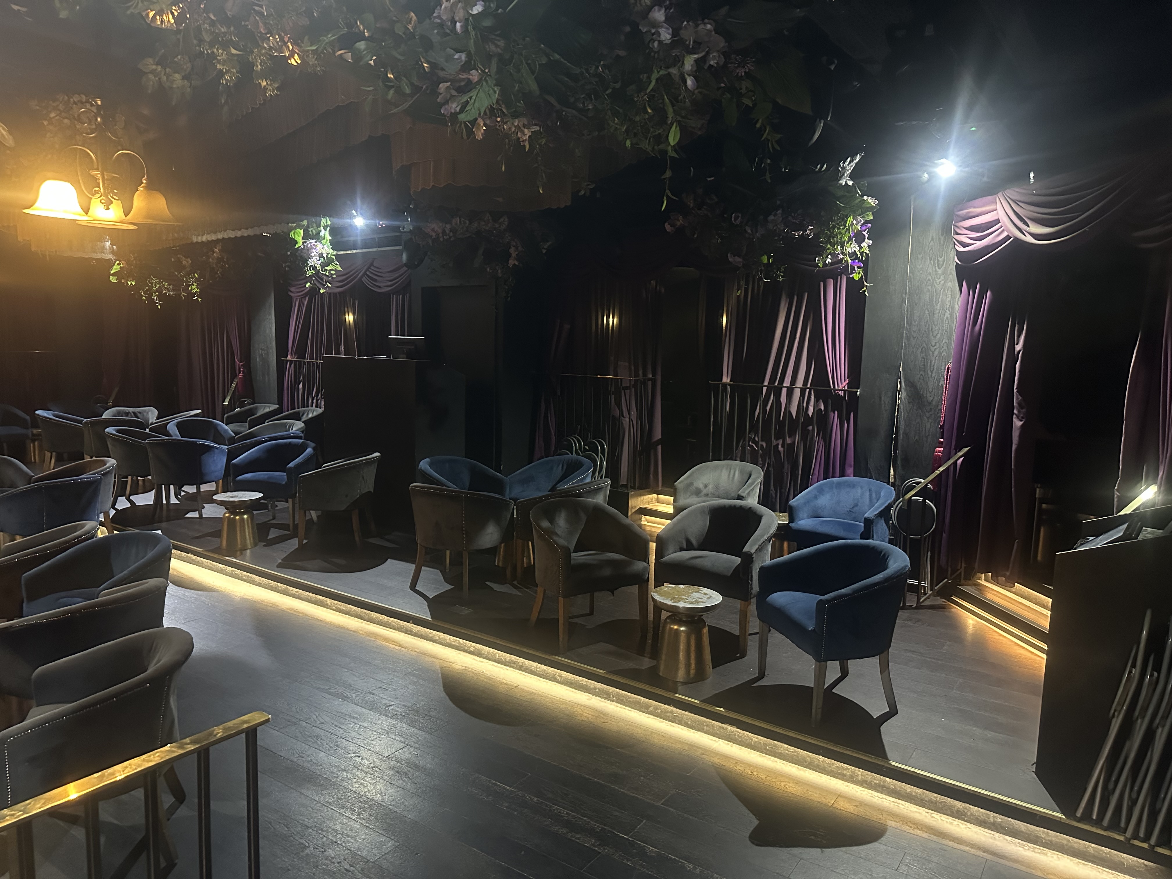 Whole Venue - wrfqrvfvm15.jpg