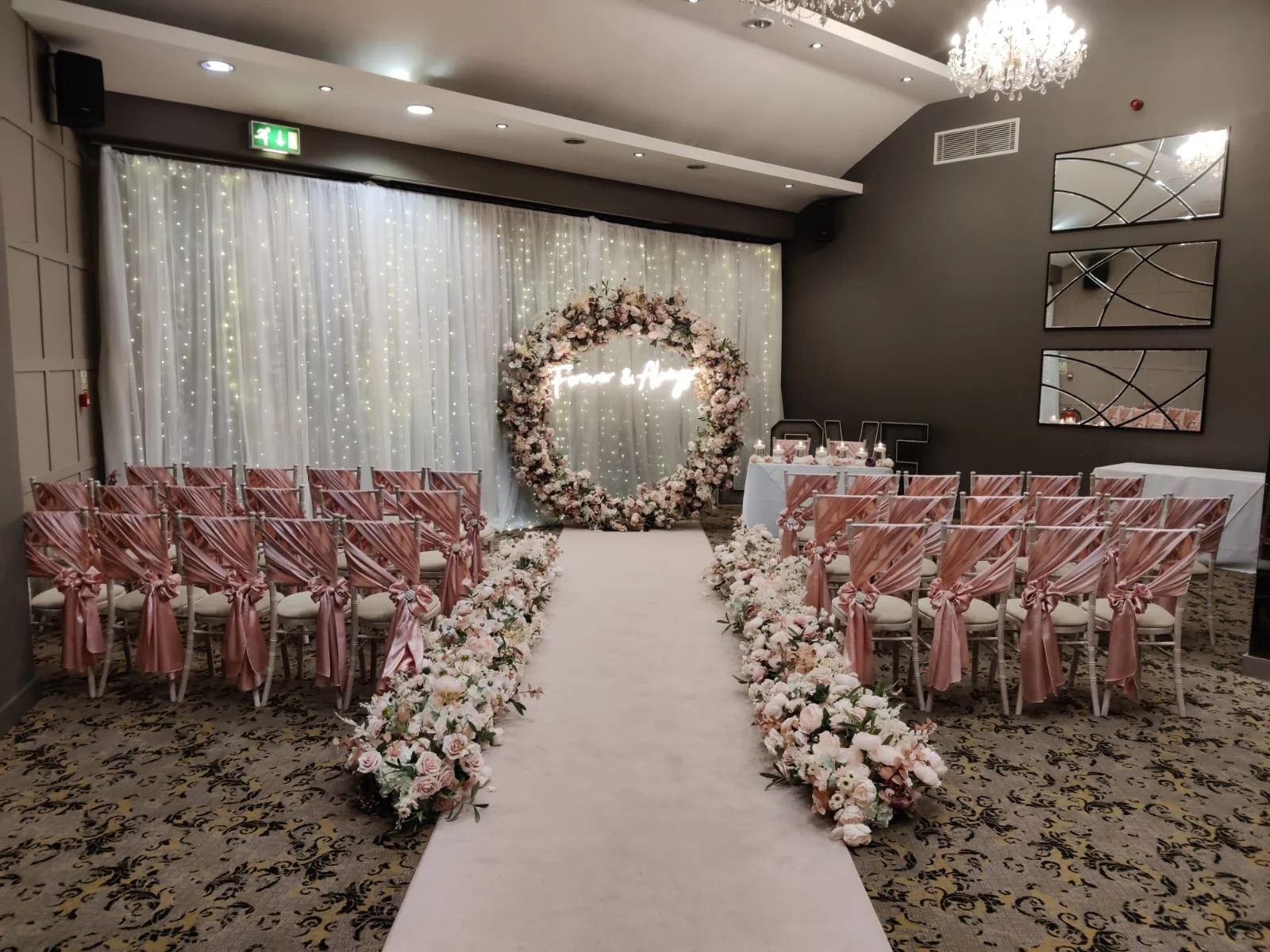 Red Hall Hotel - Creative Venue Stylist
