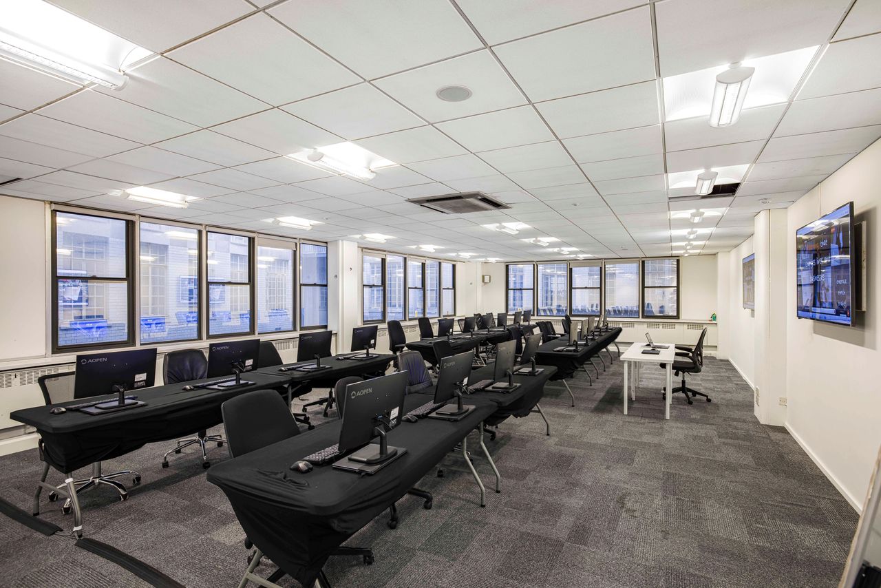 Training room in Broadway House with ergonomic chairs, perfect for workshops and presentations.