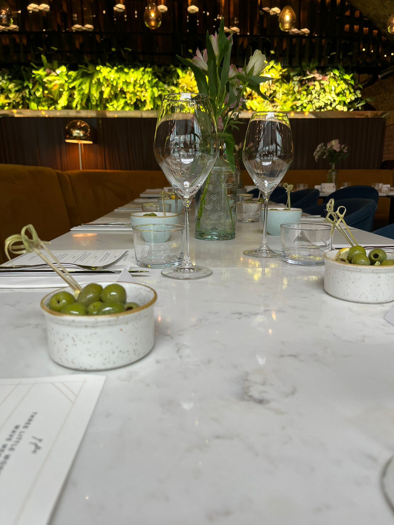 Lounge Arch - d0lkwh50wwb.jpg