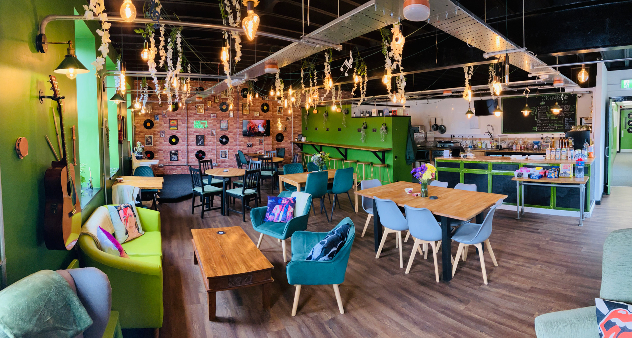 CAFE BAR | Crank Studios