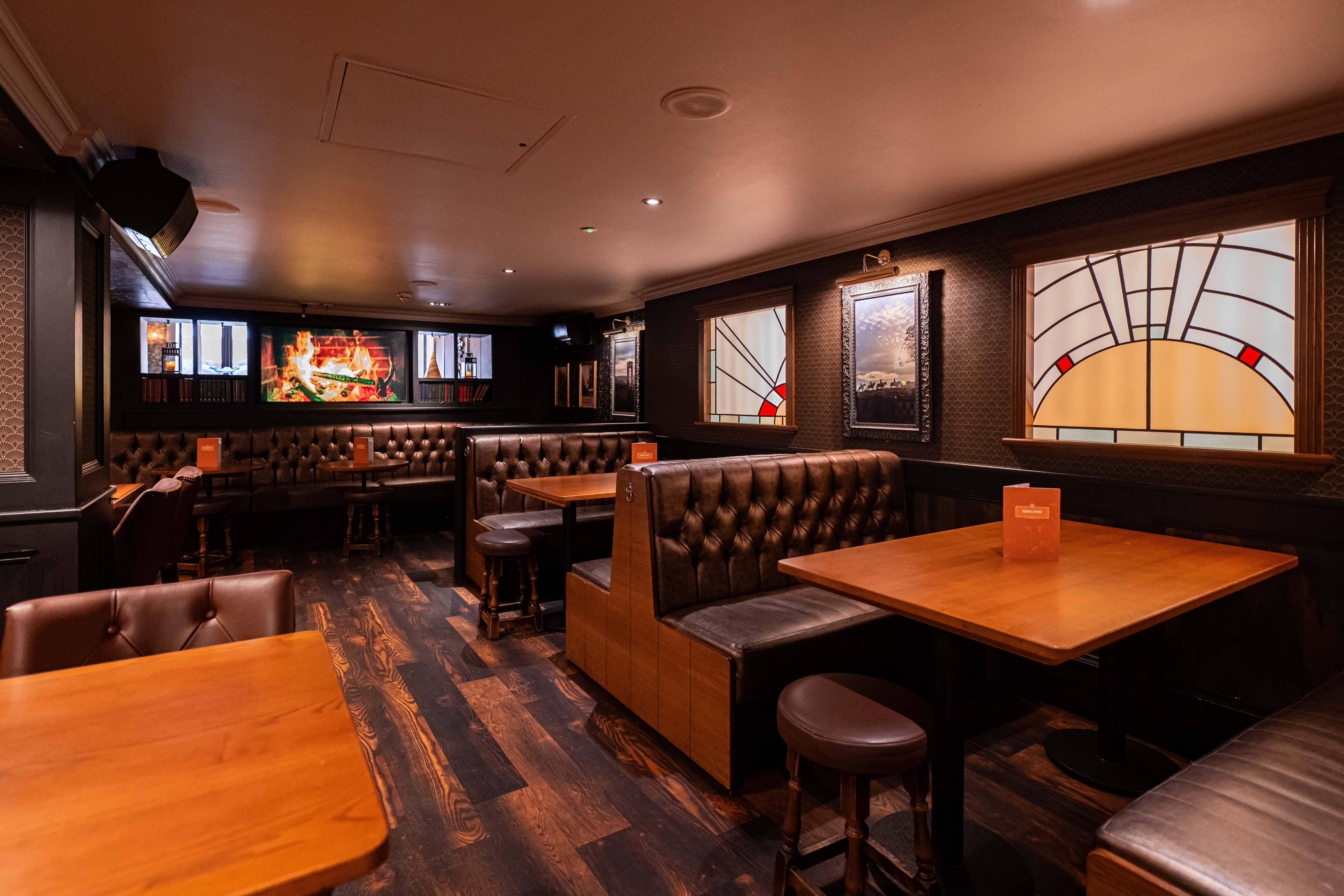 The Garrison - 3mfxdbkwok4.jpg