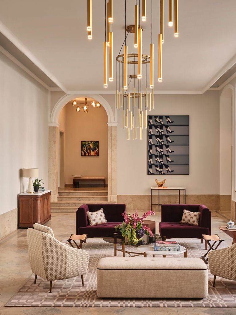 Grand ballroom at Rosewood Munich, elegant design for events and networking.