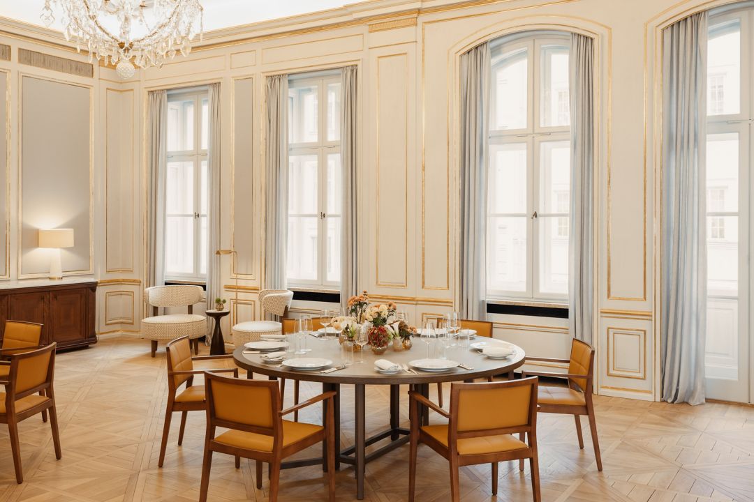 Elegant Grand Ballroom in Rosewood Munich for corporate events and intimate gatherings.