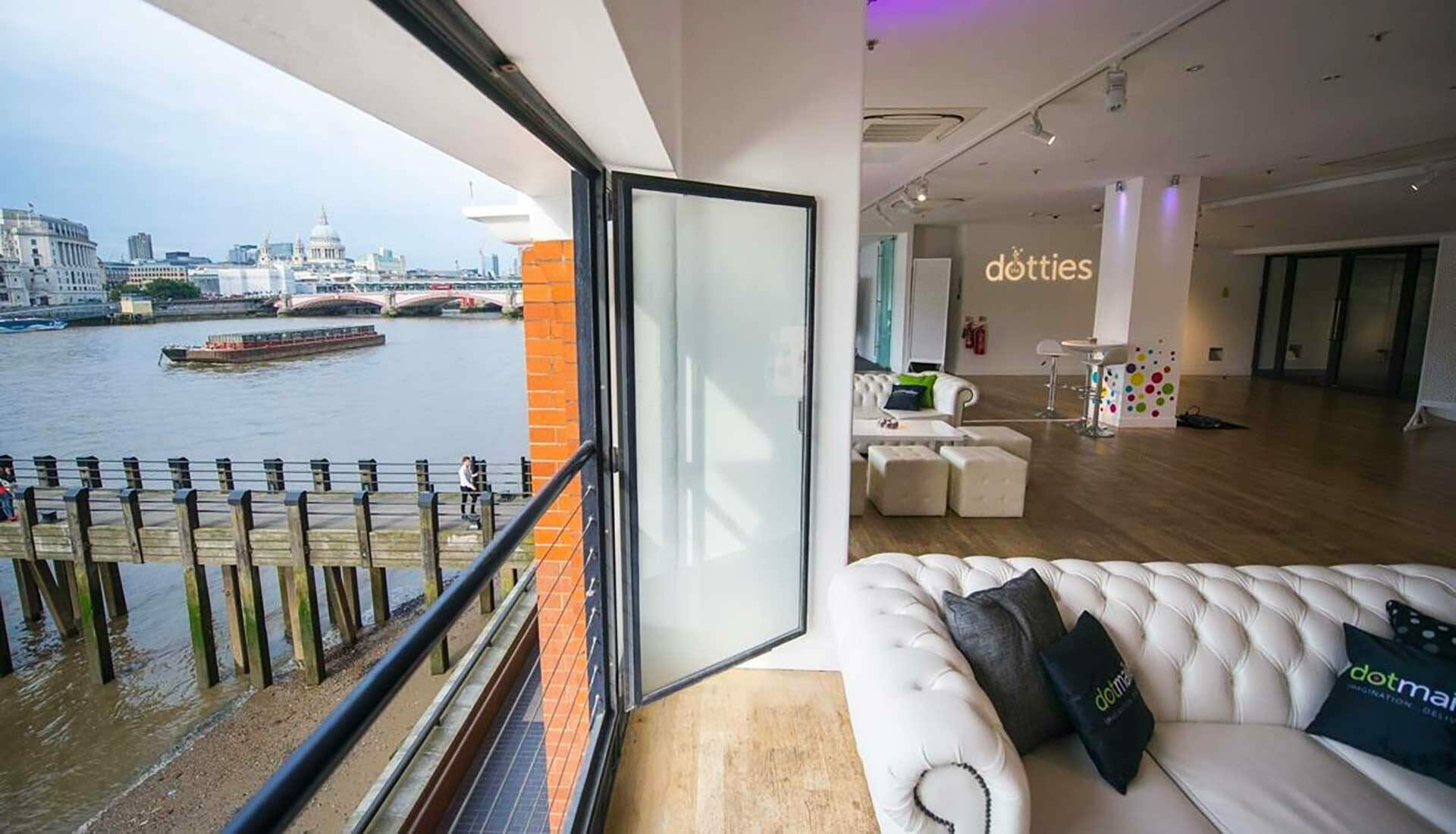 SUMMER EVENT INDOORS AT OXO2 - Camm ...