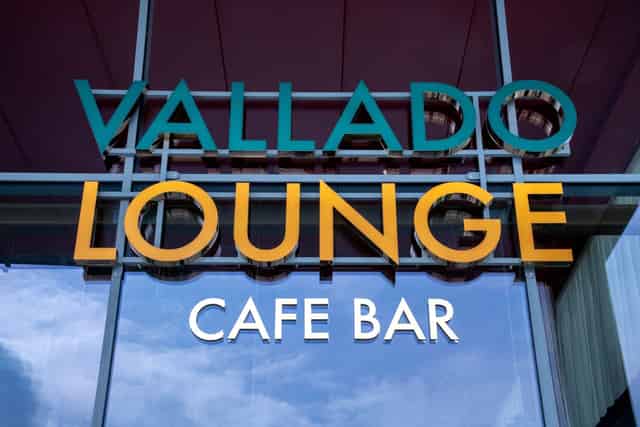 Lounge Bar
