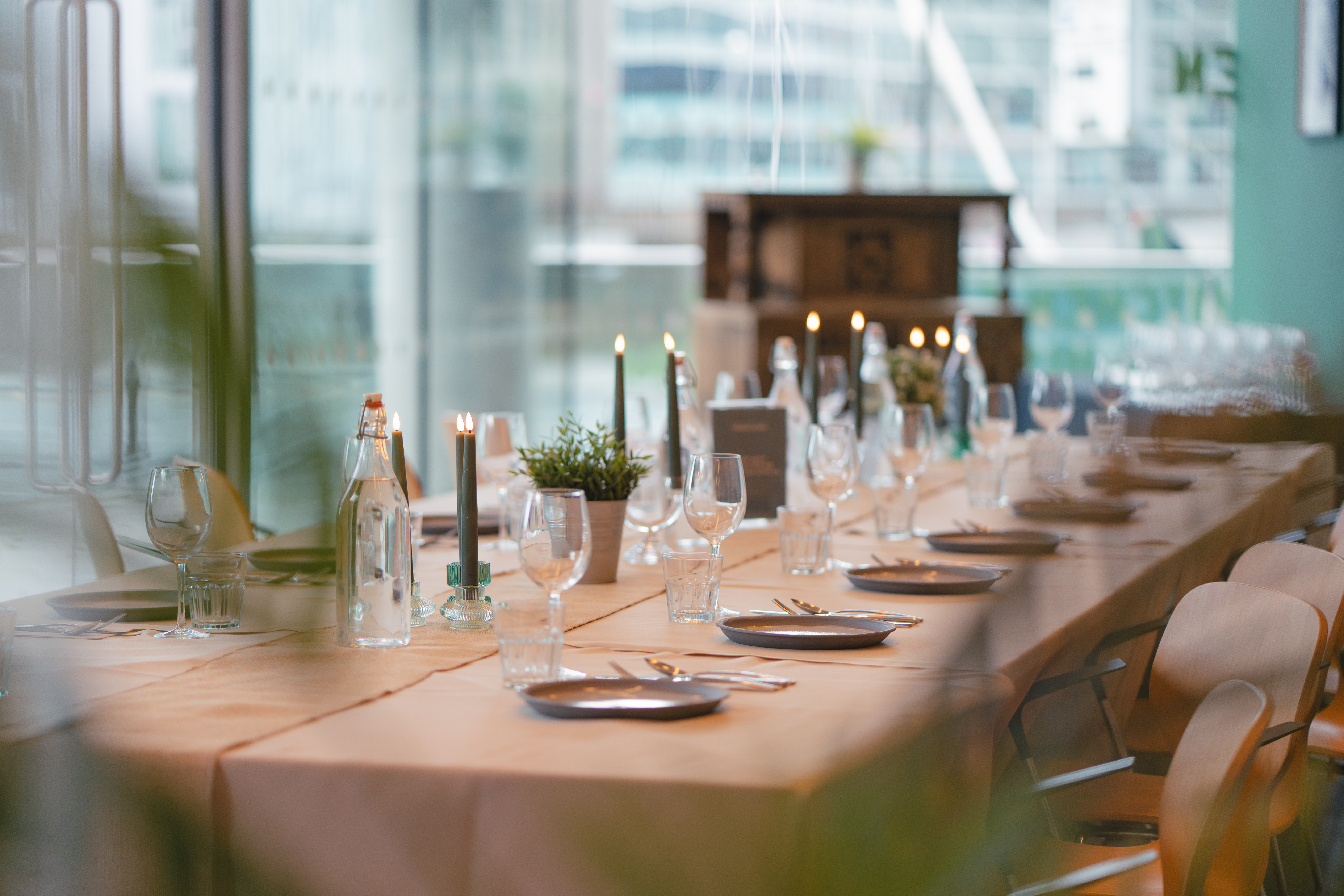 Riverside Room - 07babc39-1a6c-40d0-ab20-905eebb2f679.jpg