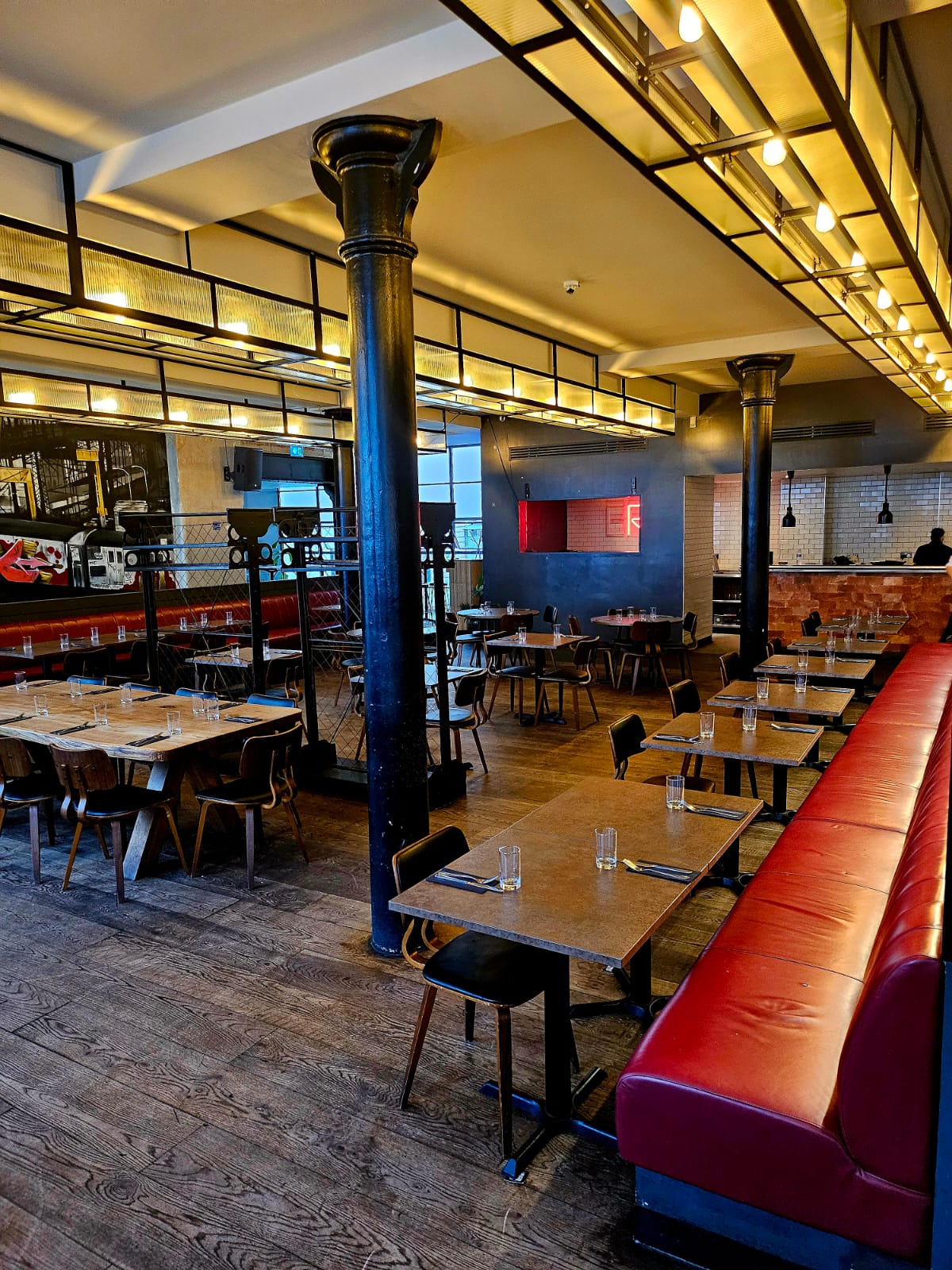 Main Dining Room - edbb041e-c3b8-4b08-97b1-5c0a69879e89.jpg