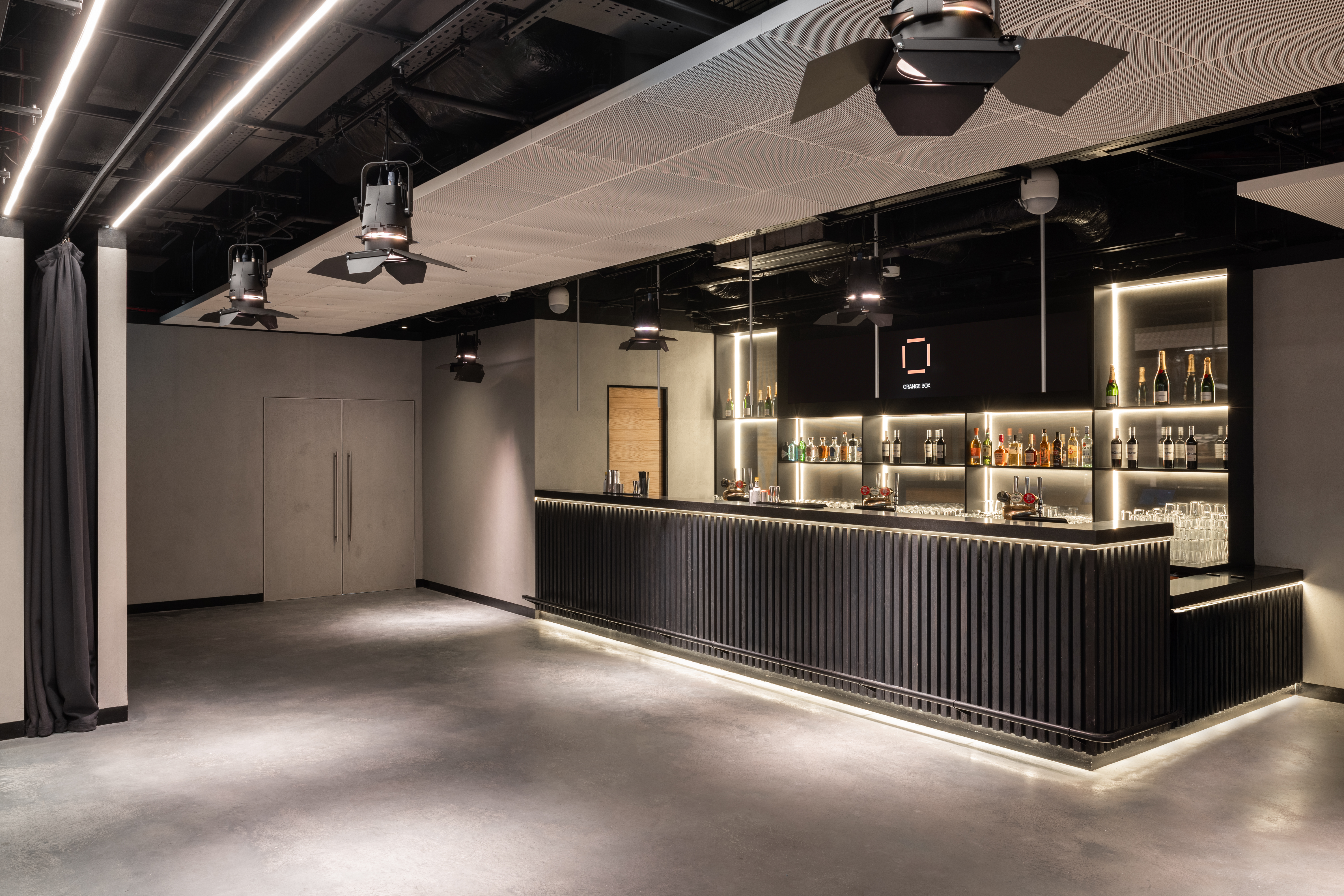 Fulham Pier - image 5