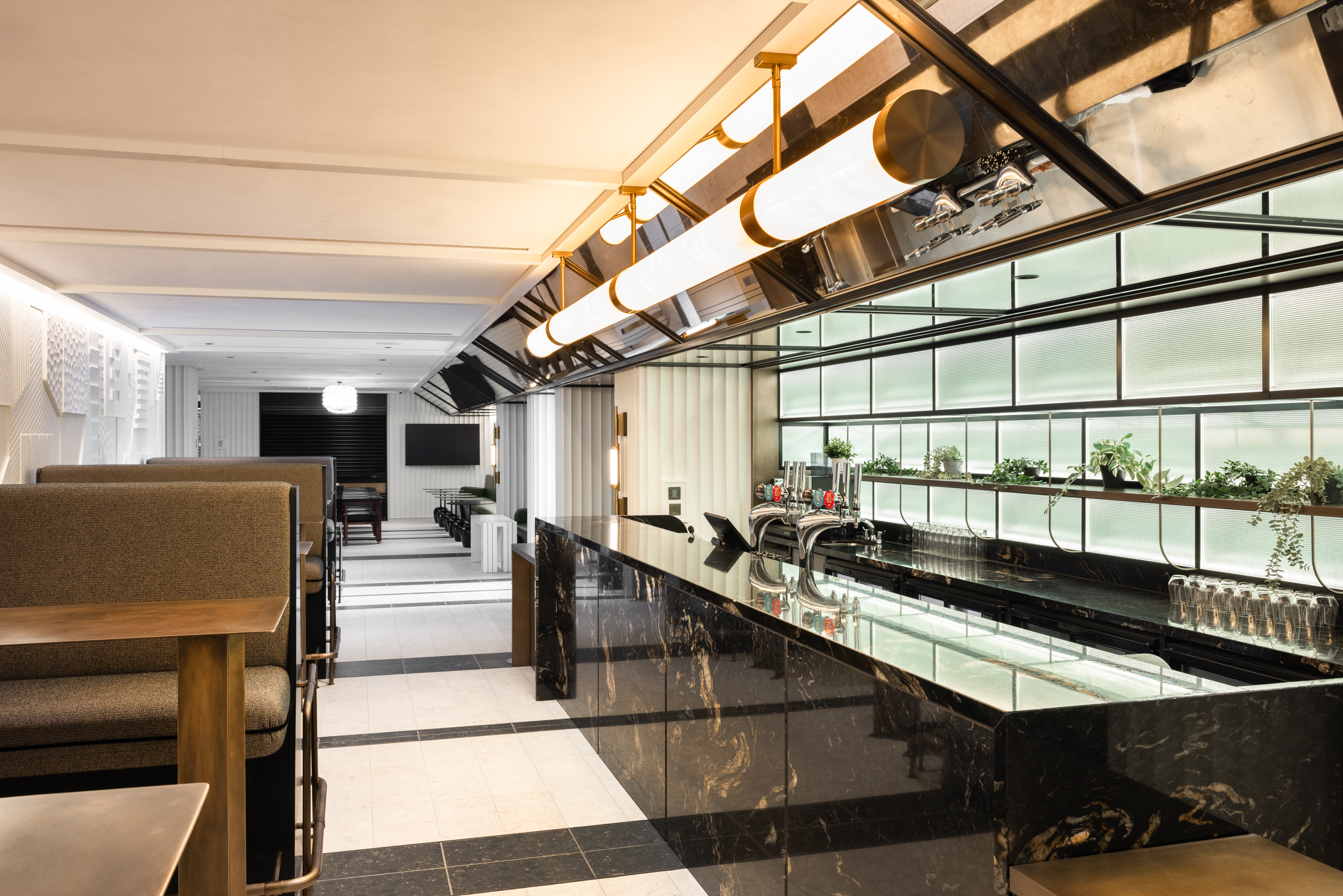 Thames Bar Fulham Pier: sleek venue for networking events with polished bar.