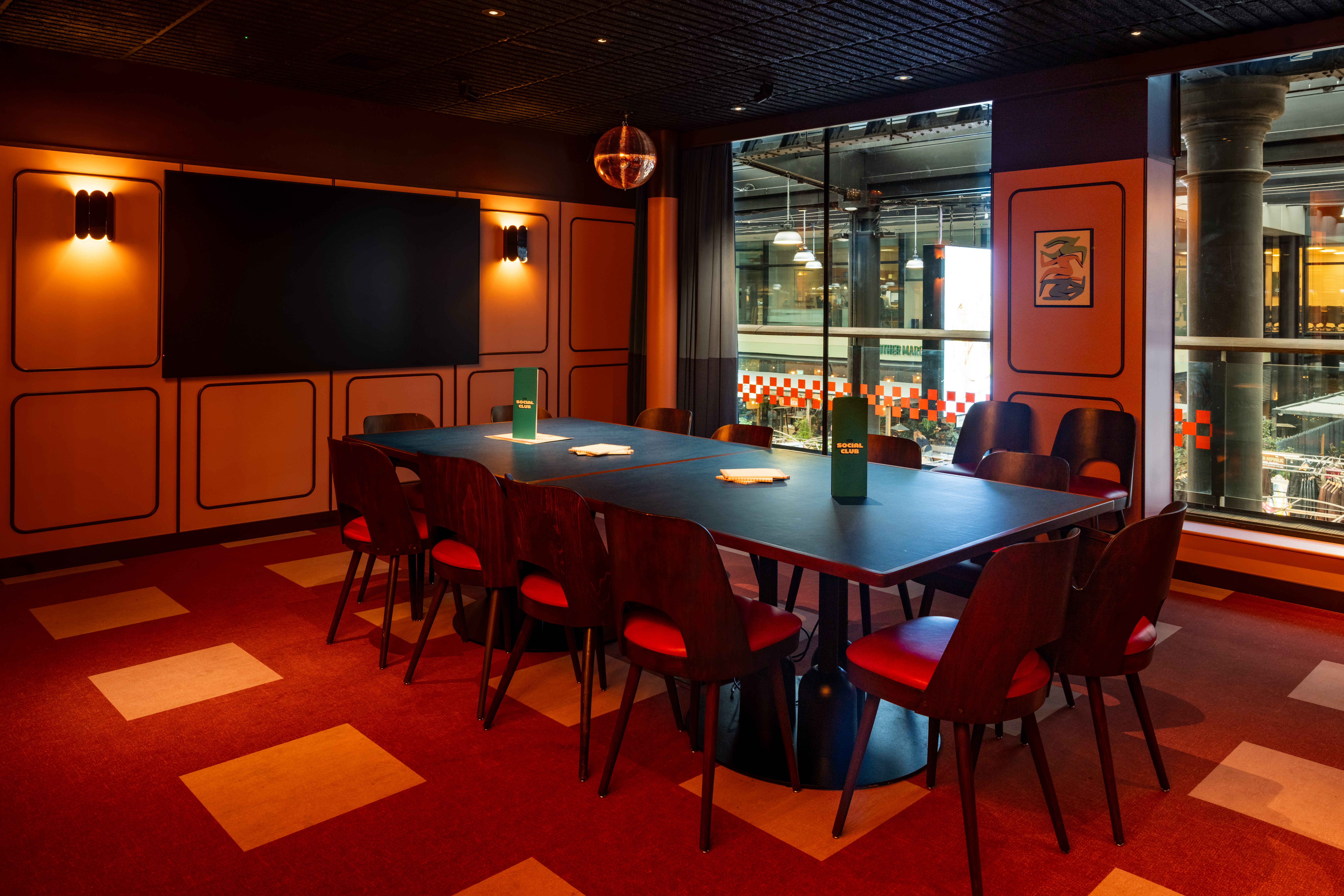 KERB Sports Bar - image 1