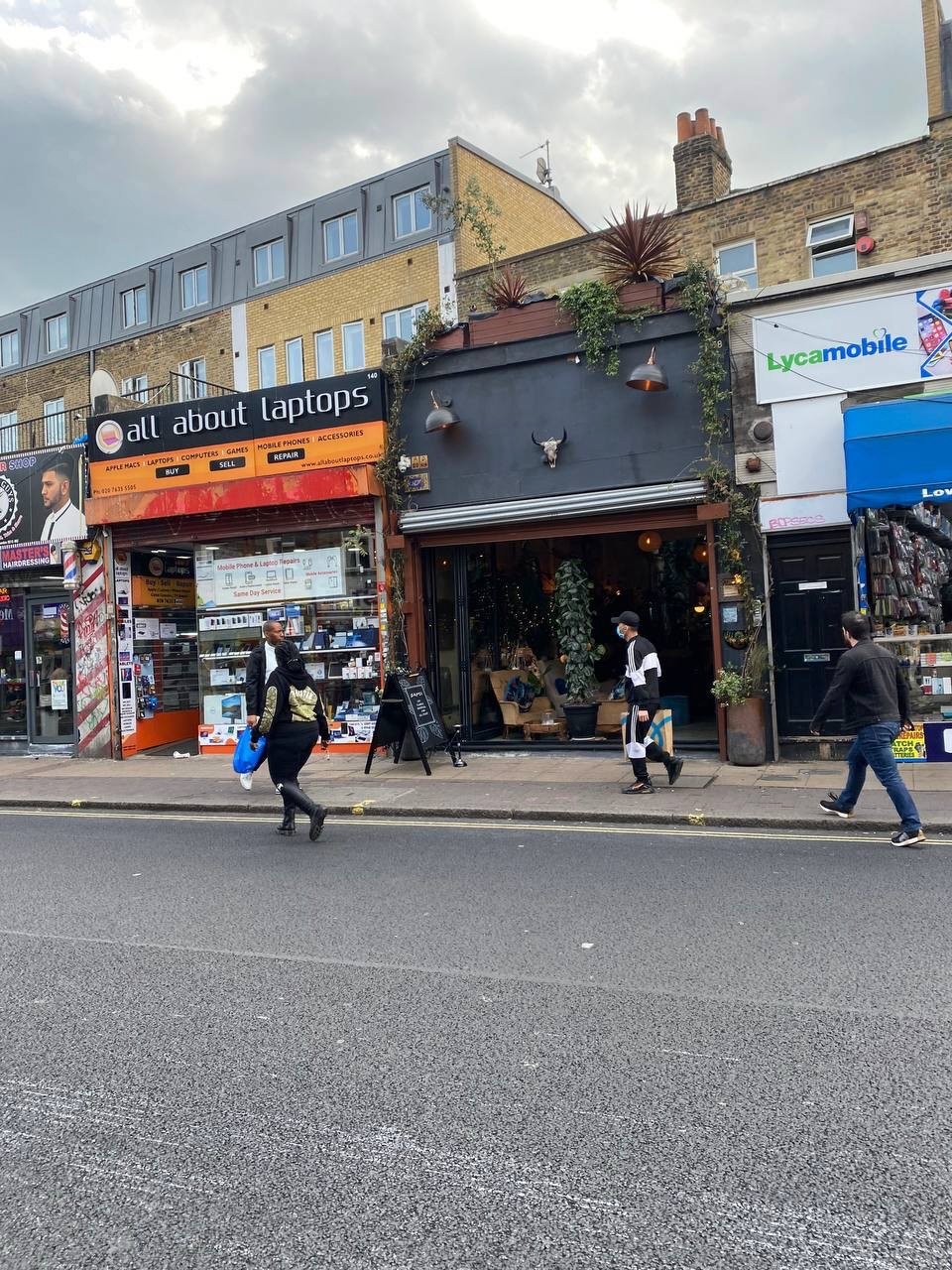 Zapoi — The London 100