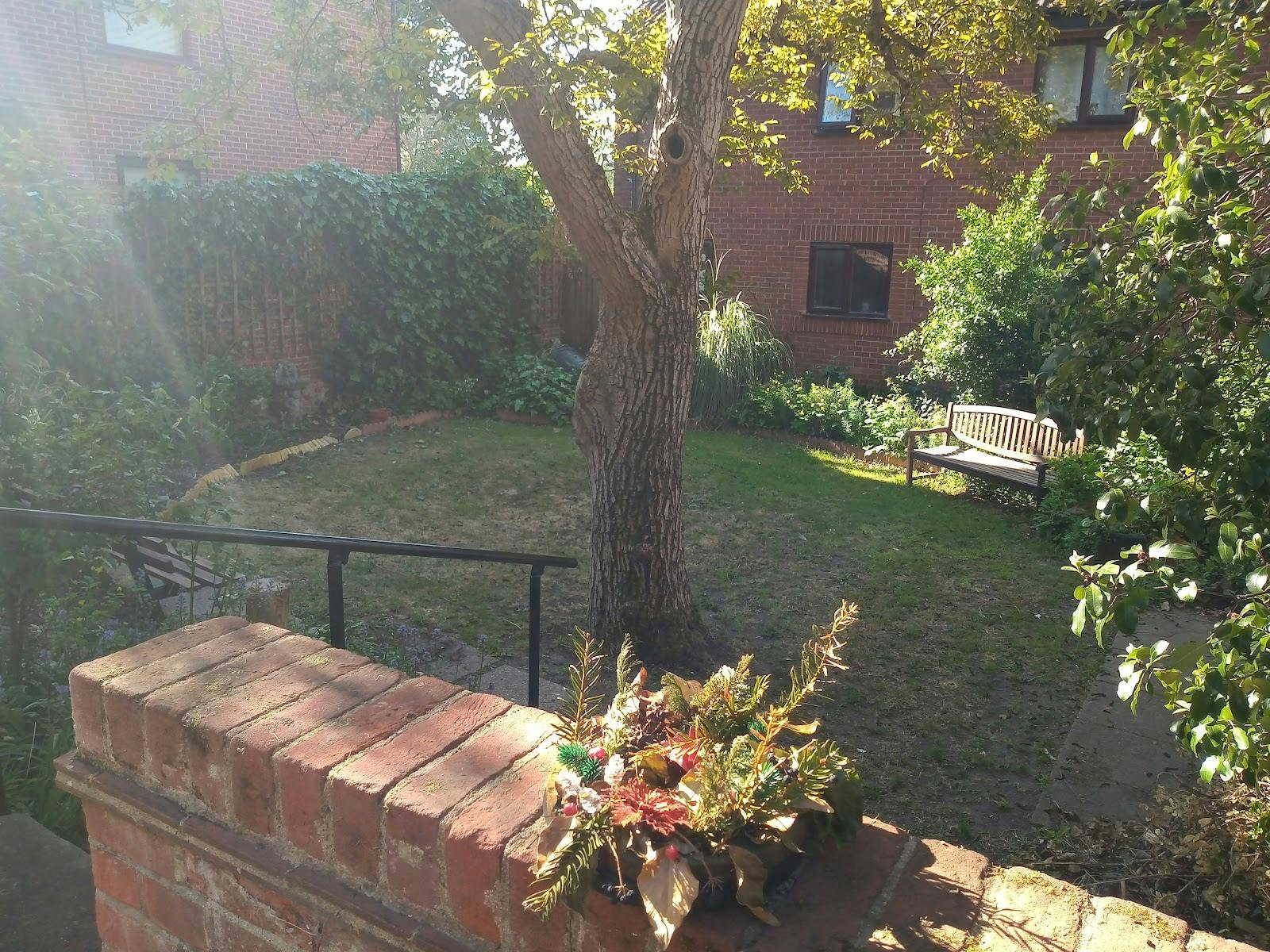 St Mary Magdalene - >Andrew Mitchell</a>