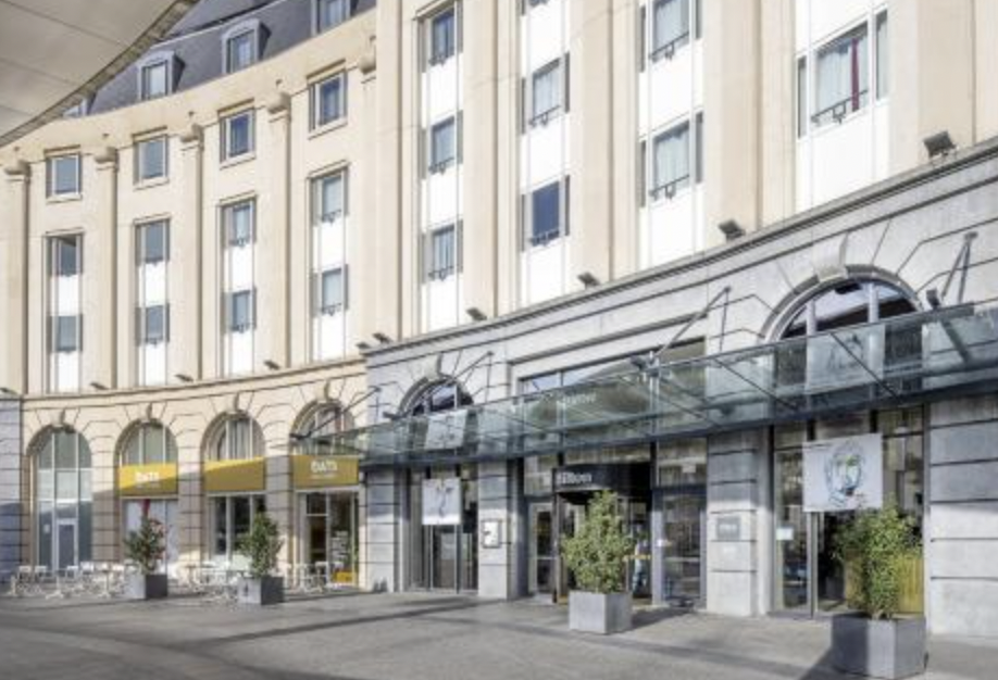 Maya at Hilton Brussels Grand Place, modern venue for corporate meetings and events.