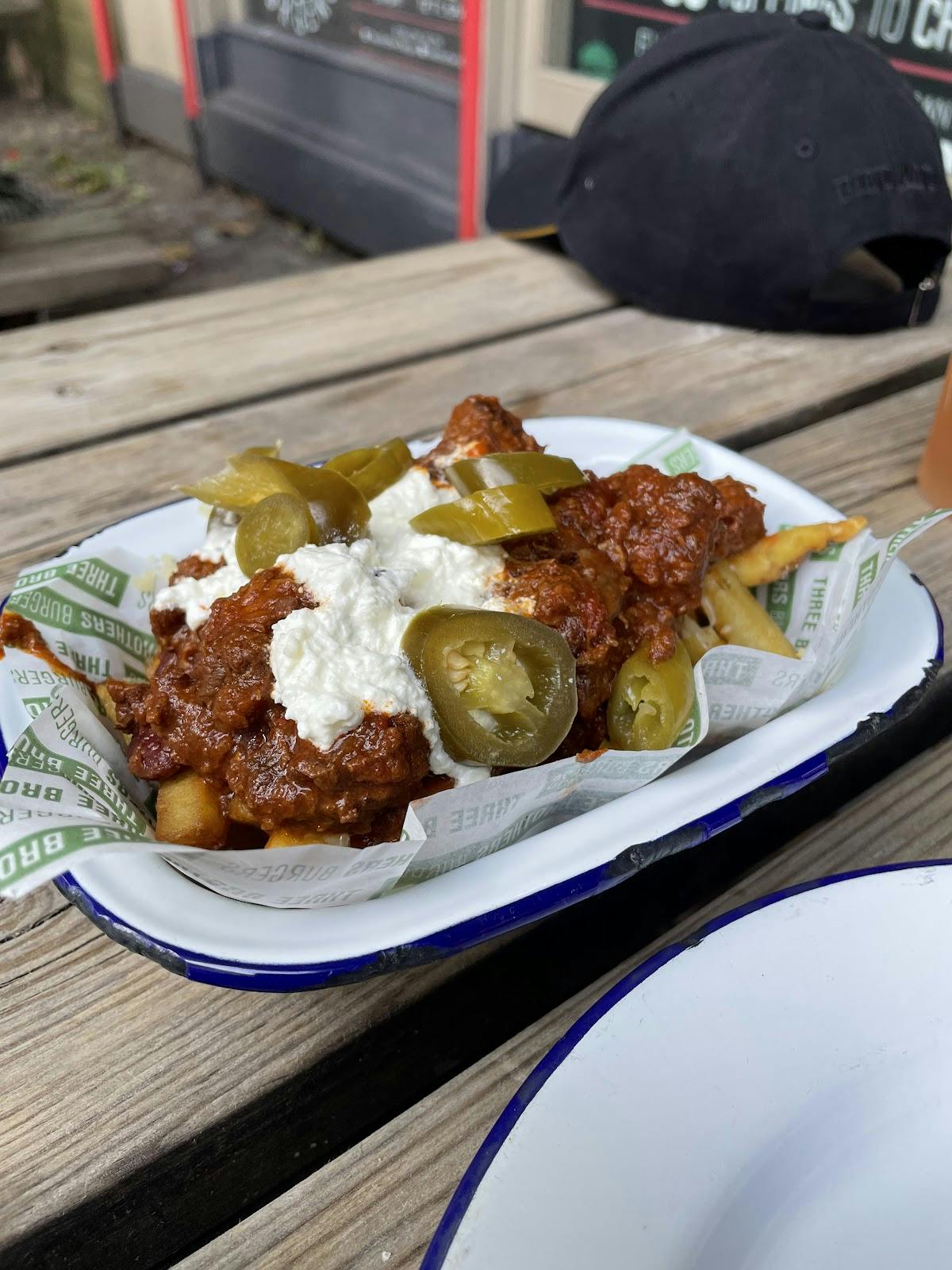 THREE BROTHERS BURGERS - >Rick van der Wurff</a>