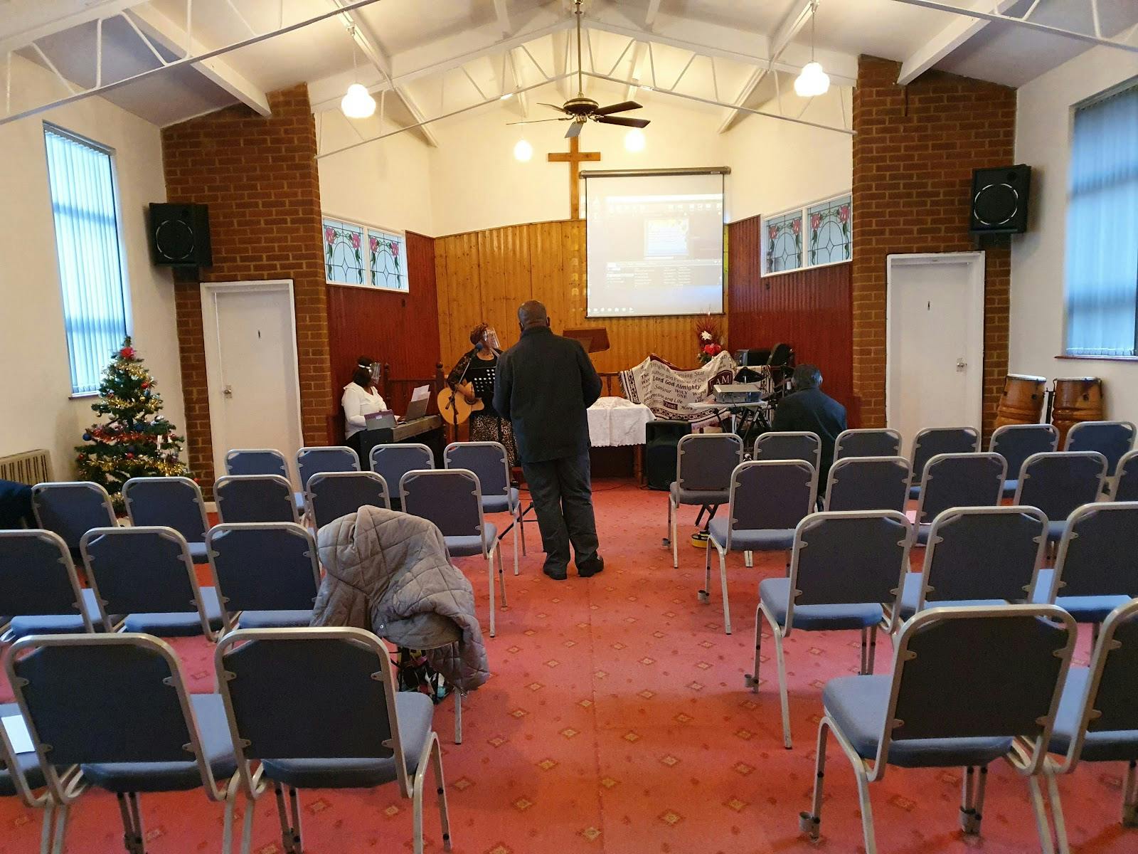 St Albans Pentecostal Church - >ALGARVE</a>