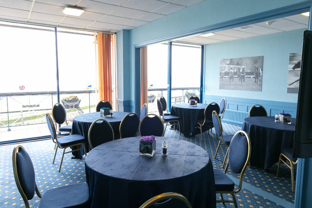 Leicester Racecourse | Racecourse Hospitality Boxes | Horse Racing  Sponsorship | Horse Racing Executive Boxes | Racecourse Boxes | Raceday  Hospitality
