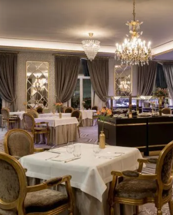 Elegant dining space at Claridge, Wellington Hotel & Spa for upscale events in Madrid.