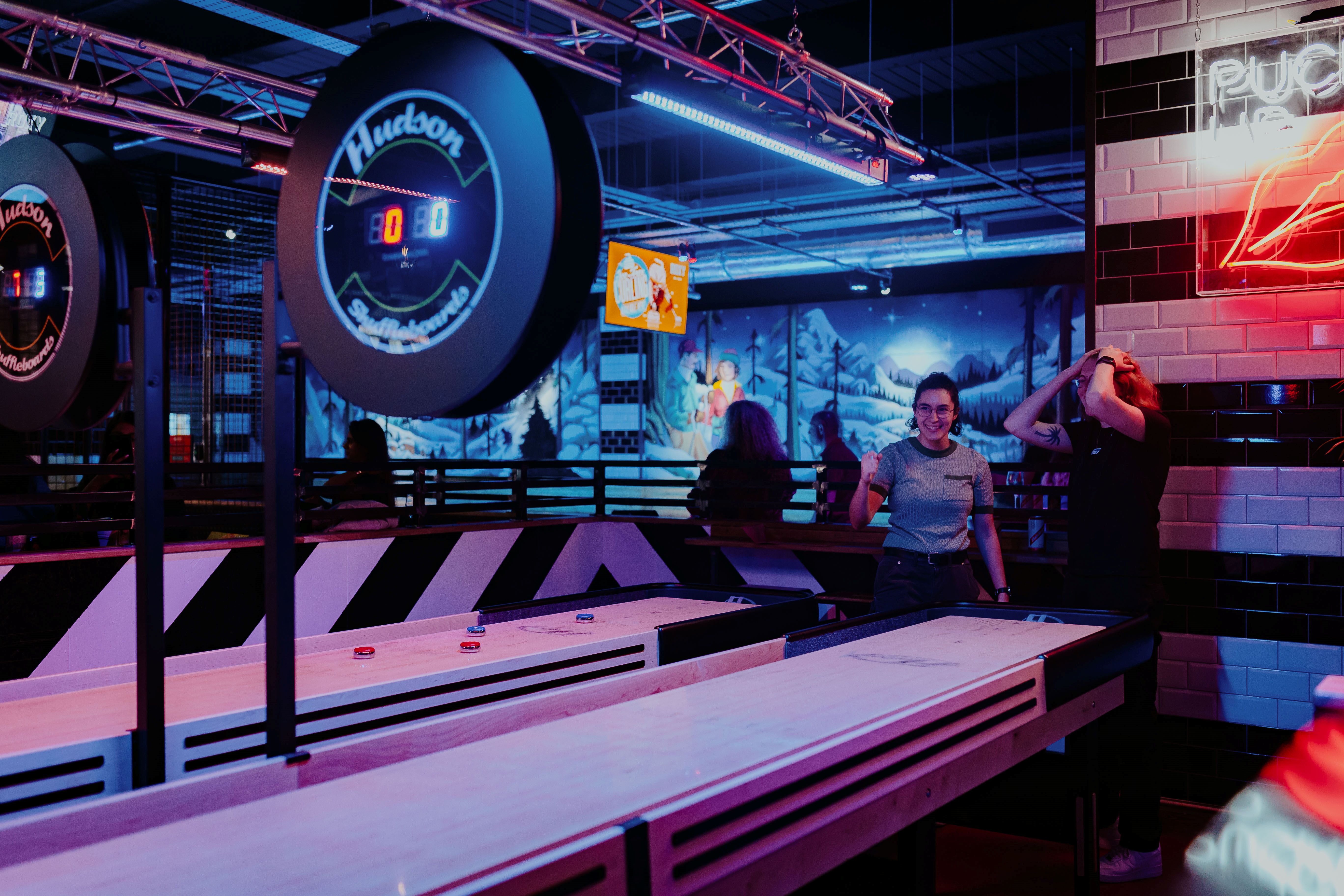 The Den - 7c3d72c5-de98-4290-8624-2535264d2a87.jpg