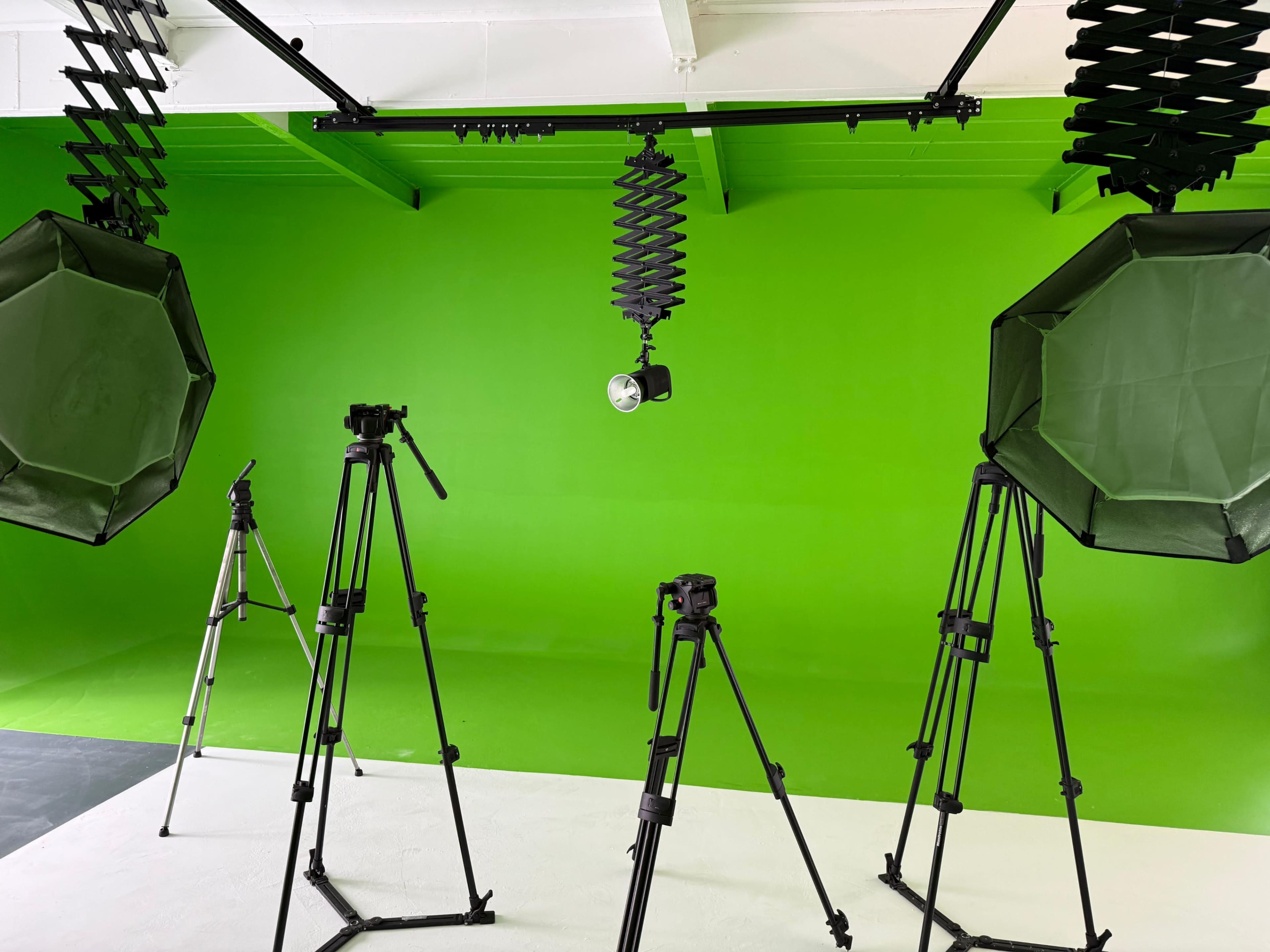 Coles Green Studios - image 1