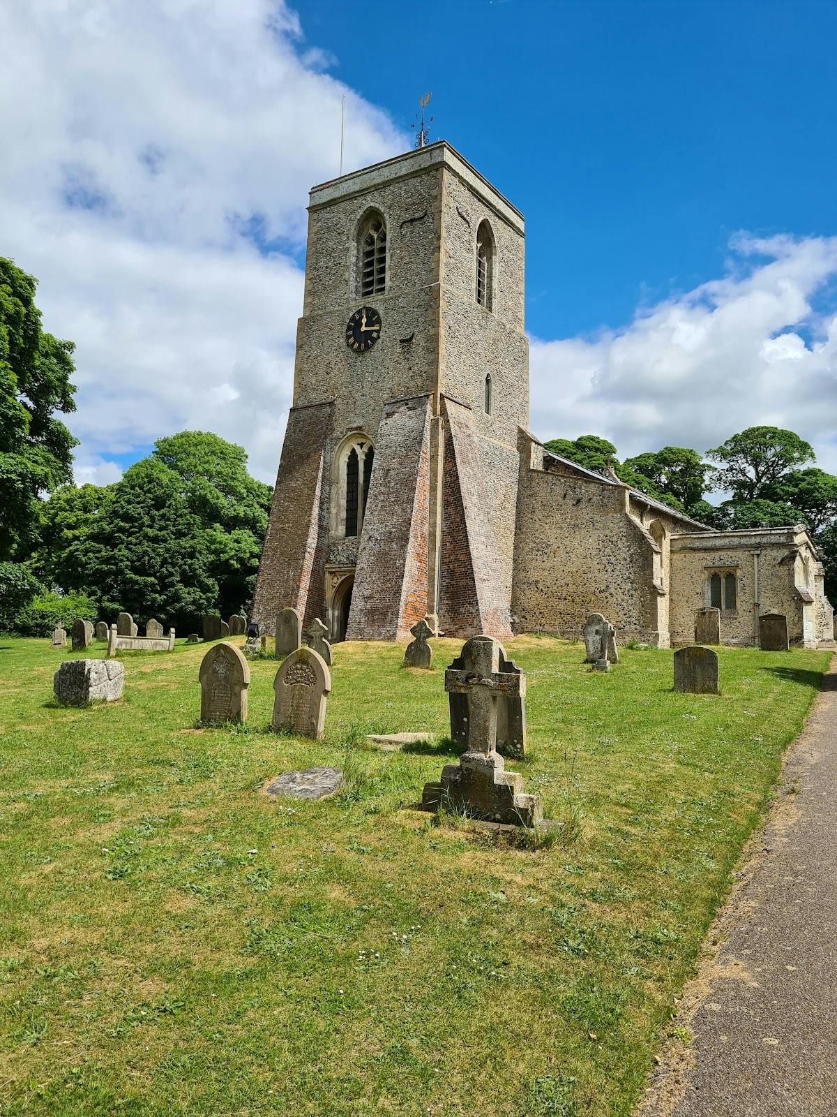 Sandon Manor - >Simon Watts</a>