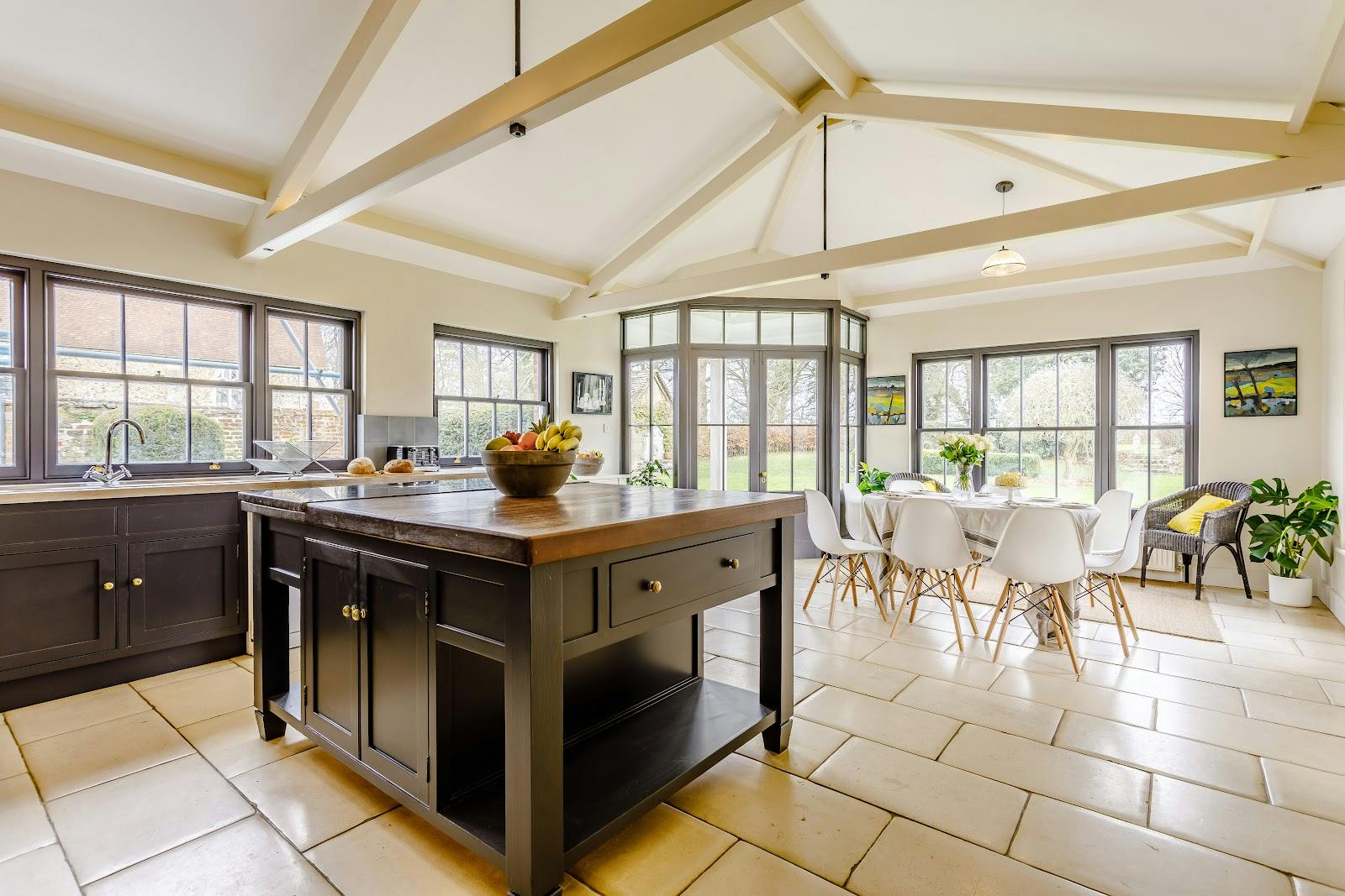 Sandon Manor - >Sandon Manor</a>