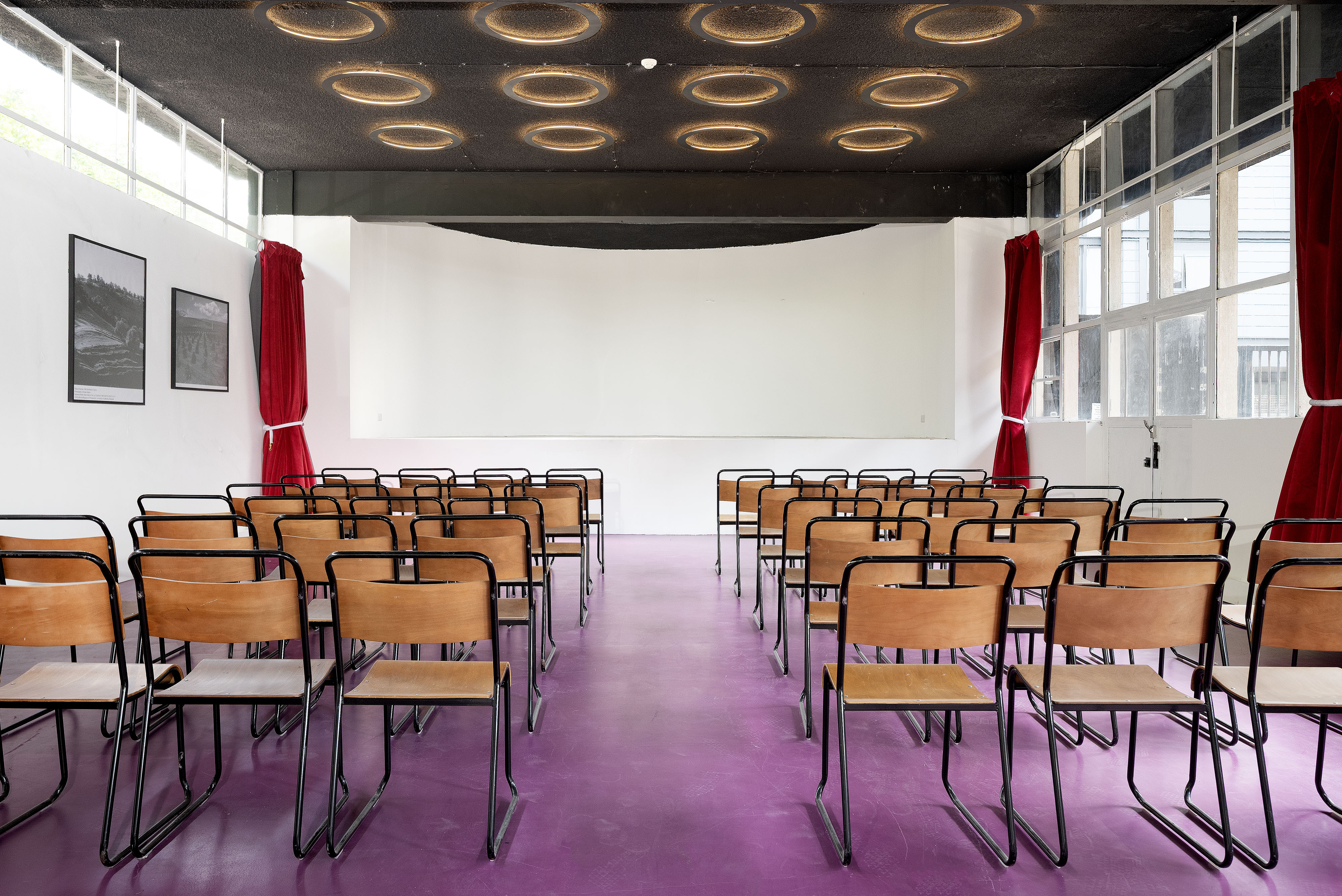 The Red Velvet Venue - 3f1eef90-c692-4c72-afb4-50a818b1bc9e.jpg