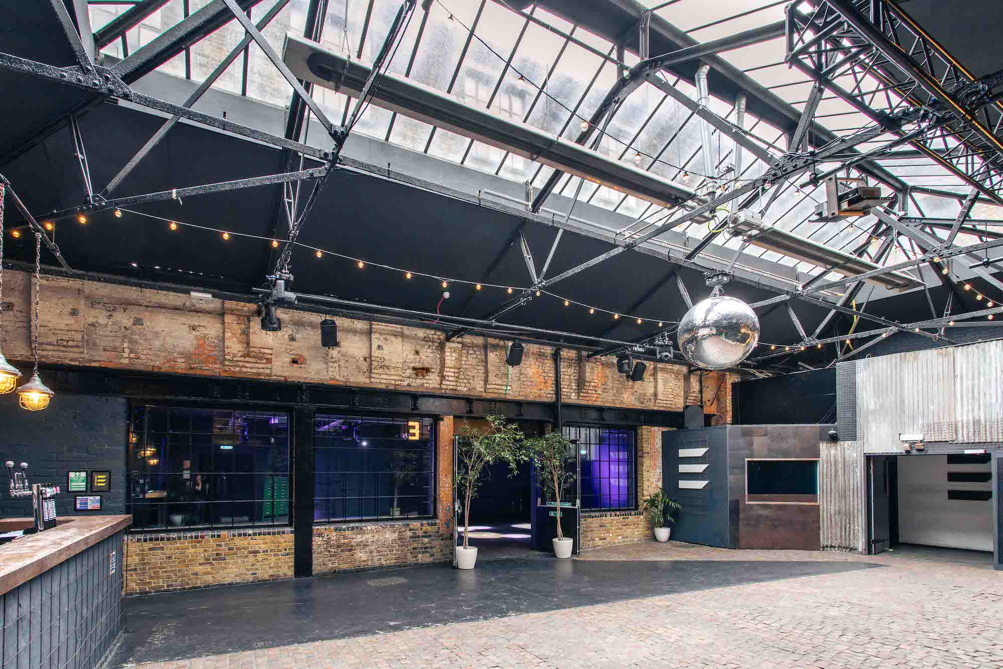 Courtyard  - cefbf1d9-1506-48b5-875a-f187a972c175.jpg