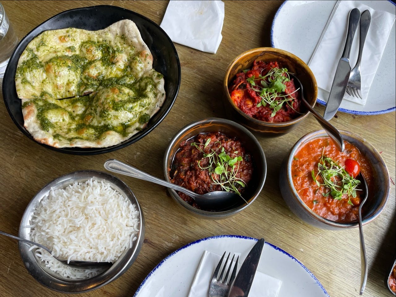 Mala Indian Kitchen & Bar - >G&amp;S Travels</a>