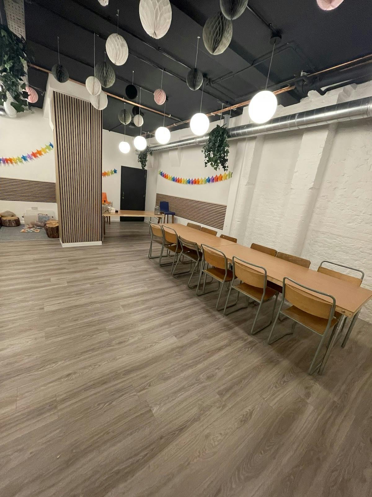 WRAP - >Lindi Lindy</a>