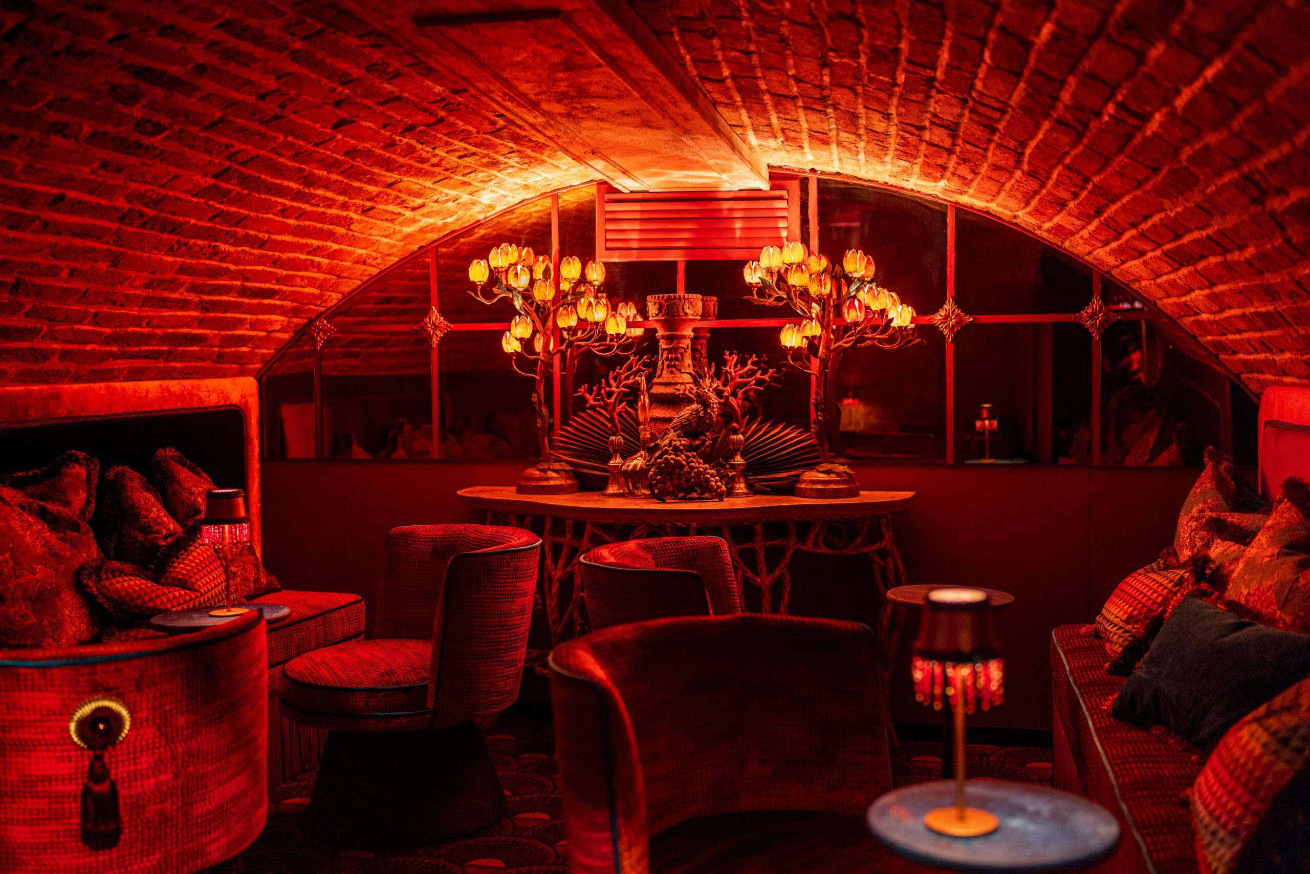 Intimate venue hire at Zum Barbarossa with elegant décor for private events.