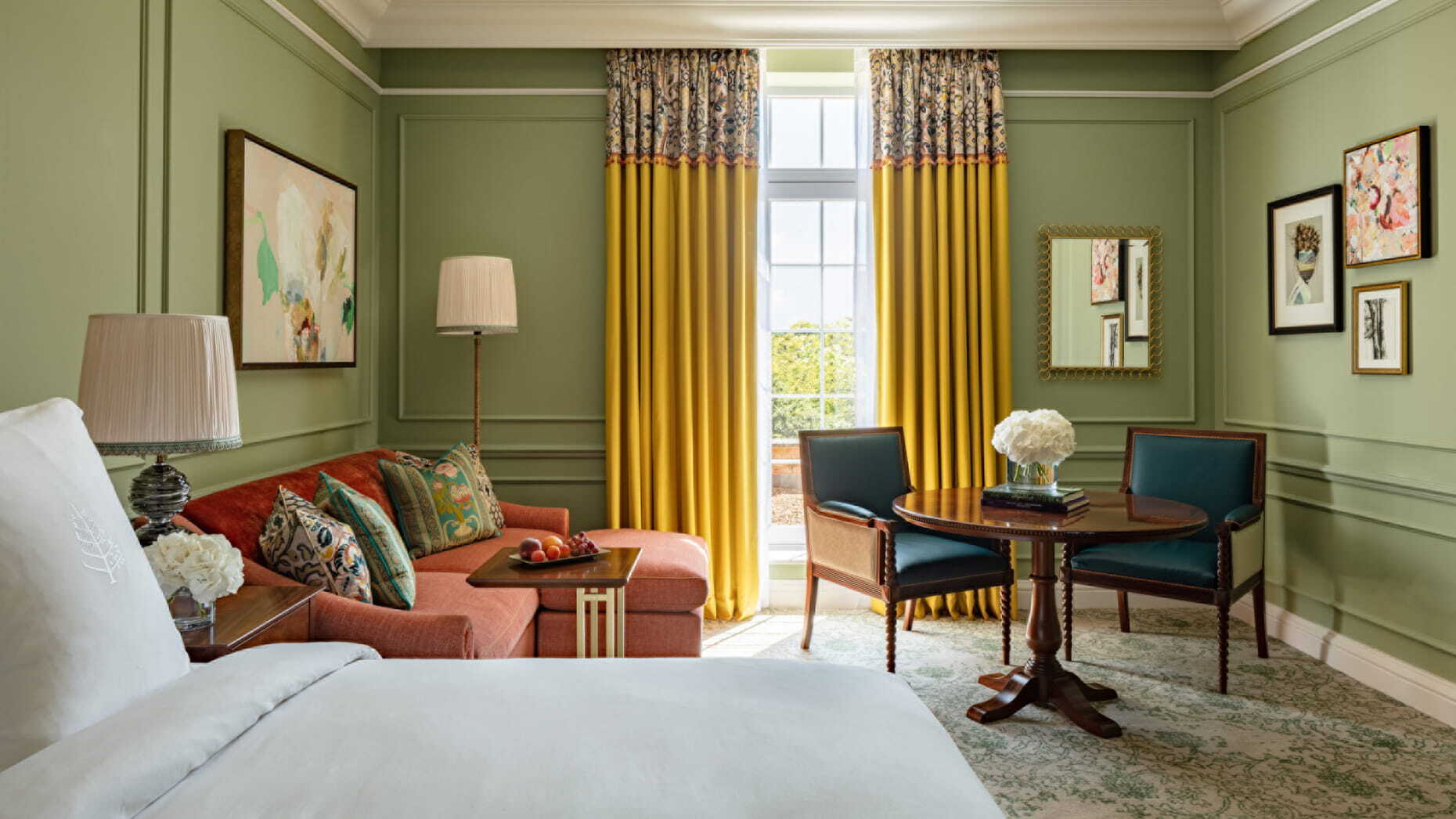 Elegant meeting space at Four Seasons Hampshire with cozy seating for networking events.