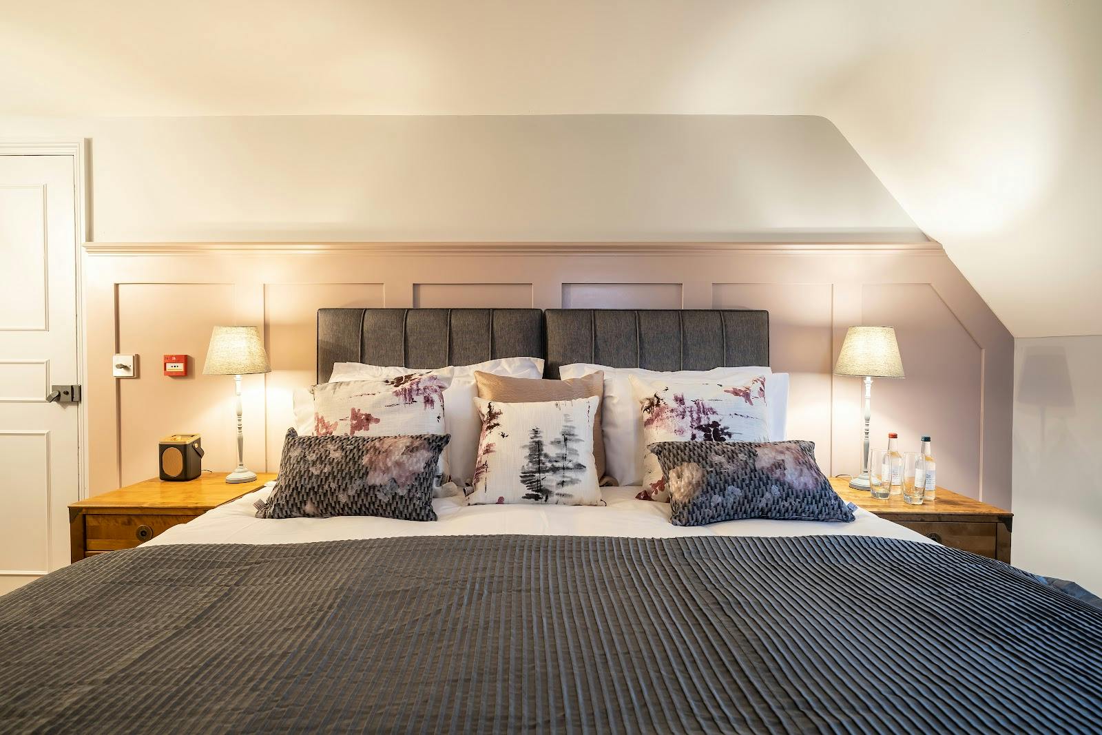 The Dinton Hermit - >The Dinton Hermit</a>