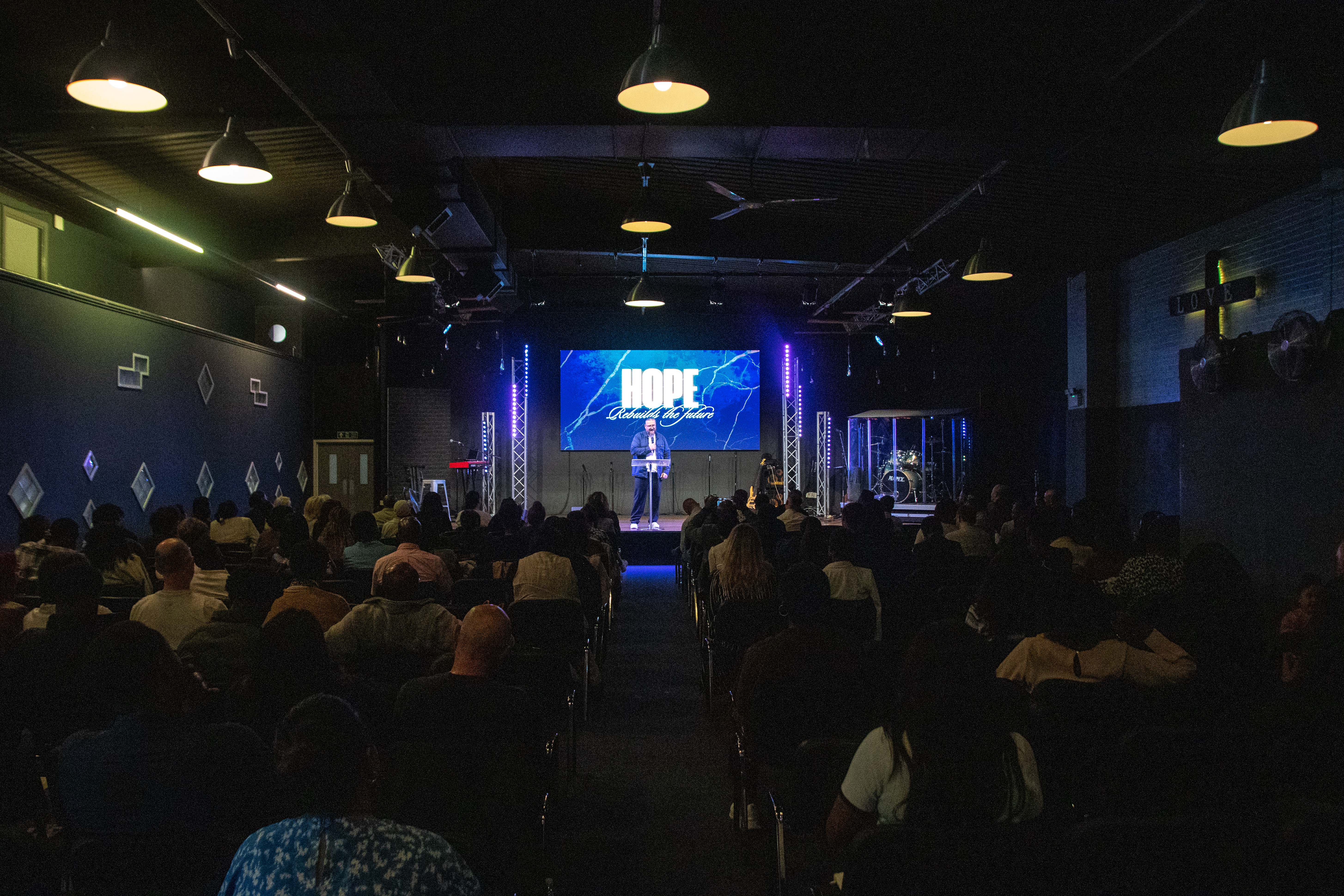 Large Function Hall - 6b2c7cf8-2c25-4acb-aecc-df0e84d4c839.jpg