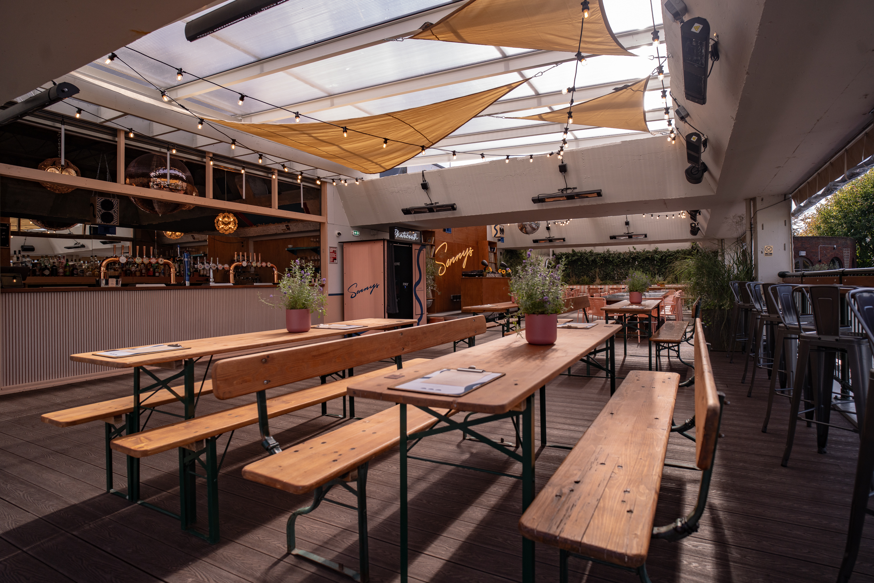 Rooftop Terrace - 5acdc1bf-089e-4ee7-860d-385770fc60d0.jpg