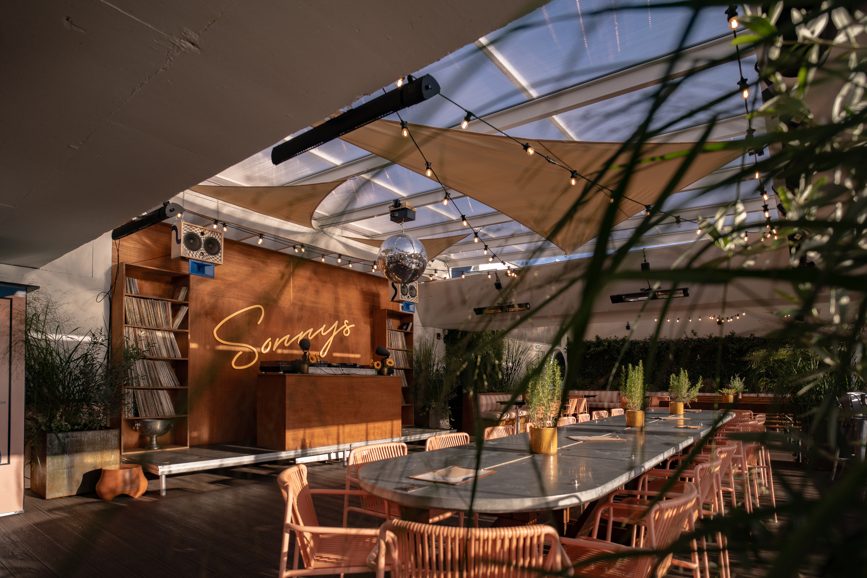 Rooftop Terrace - b004298d-f4e9-430e-bbe3-fc7747f43bd1.jpg