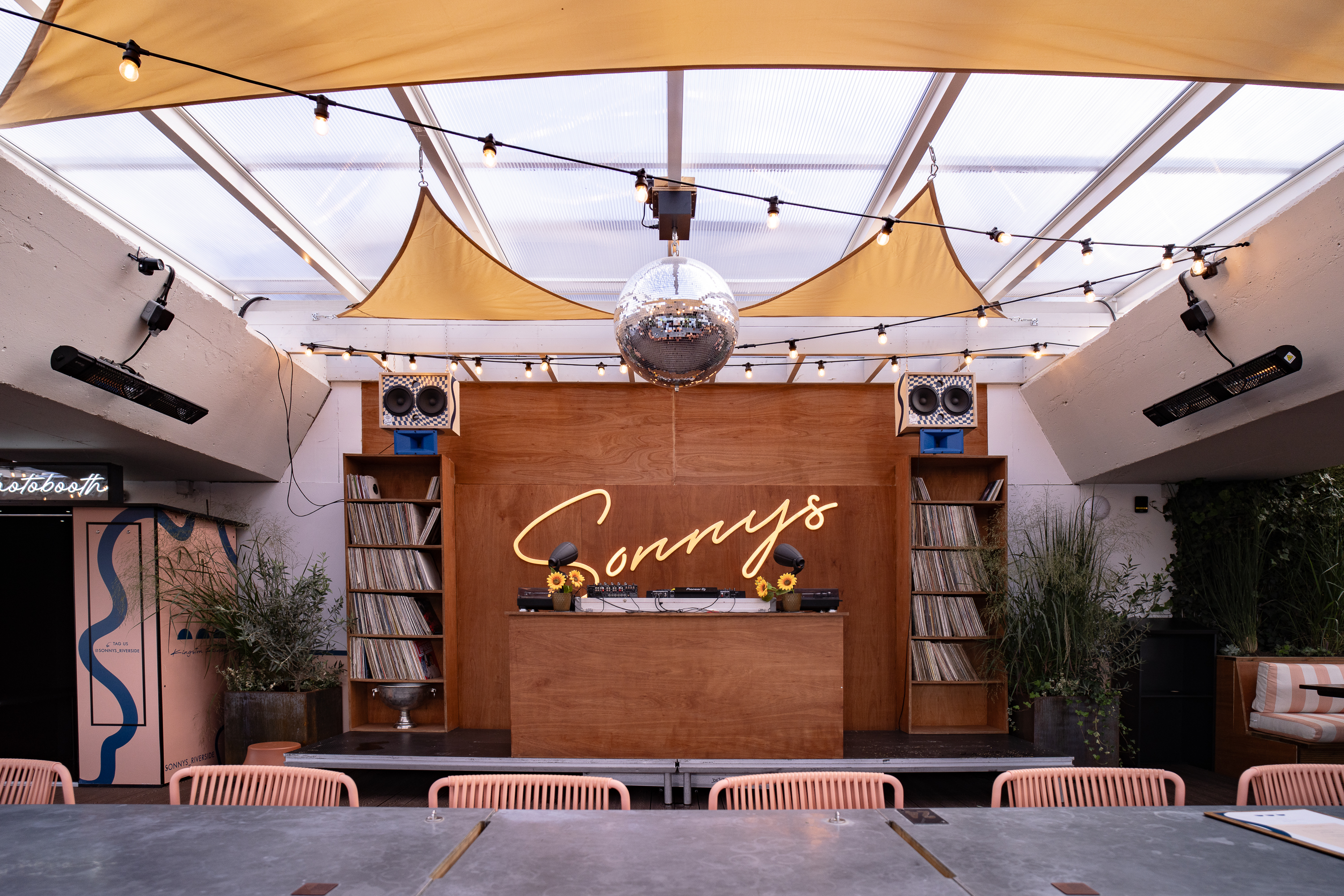 Rooftop Terrace - d74dd734-fd37-40ff-ad4c-33f1a6d92dc5.jpg