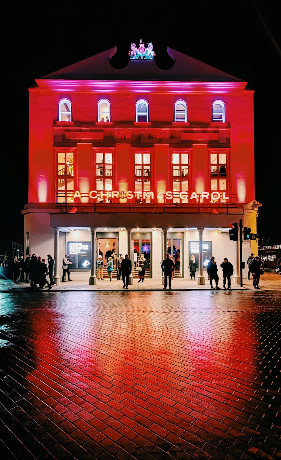 The Old Vic - >Sean O'Neill</a>