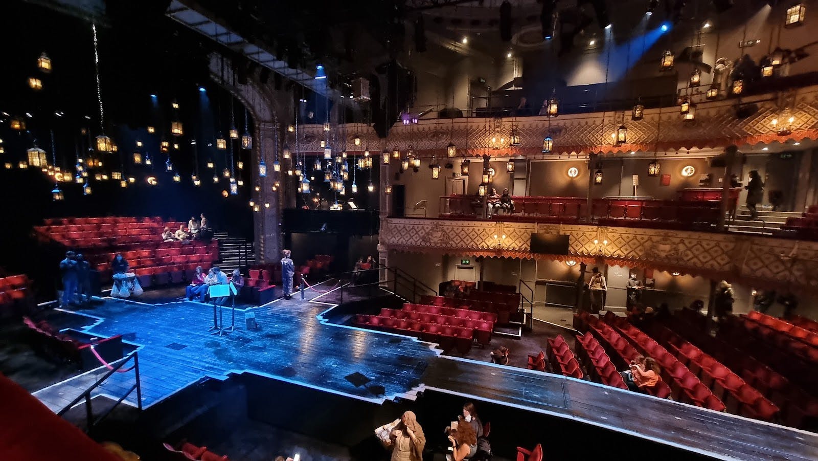 The Old Vic - >Mark Sykes</a>