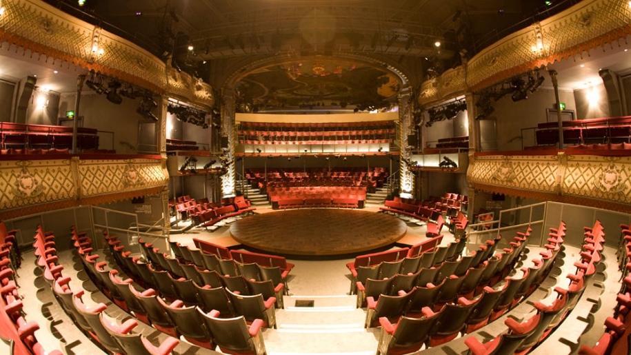 The Old Vic circular stage, historic theater venue for keynote presentations and brand events.