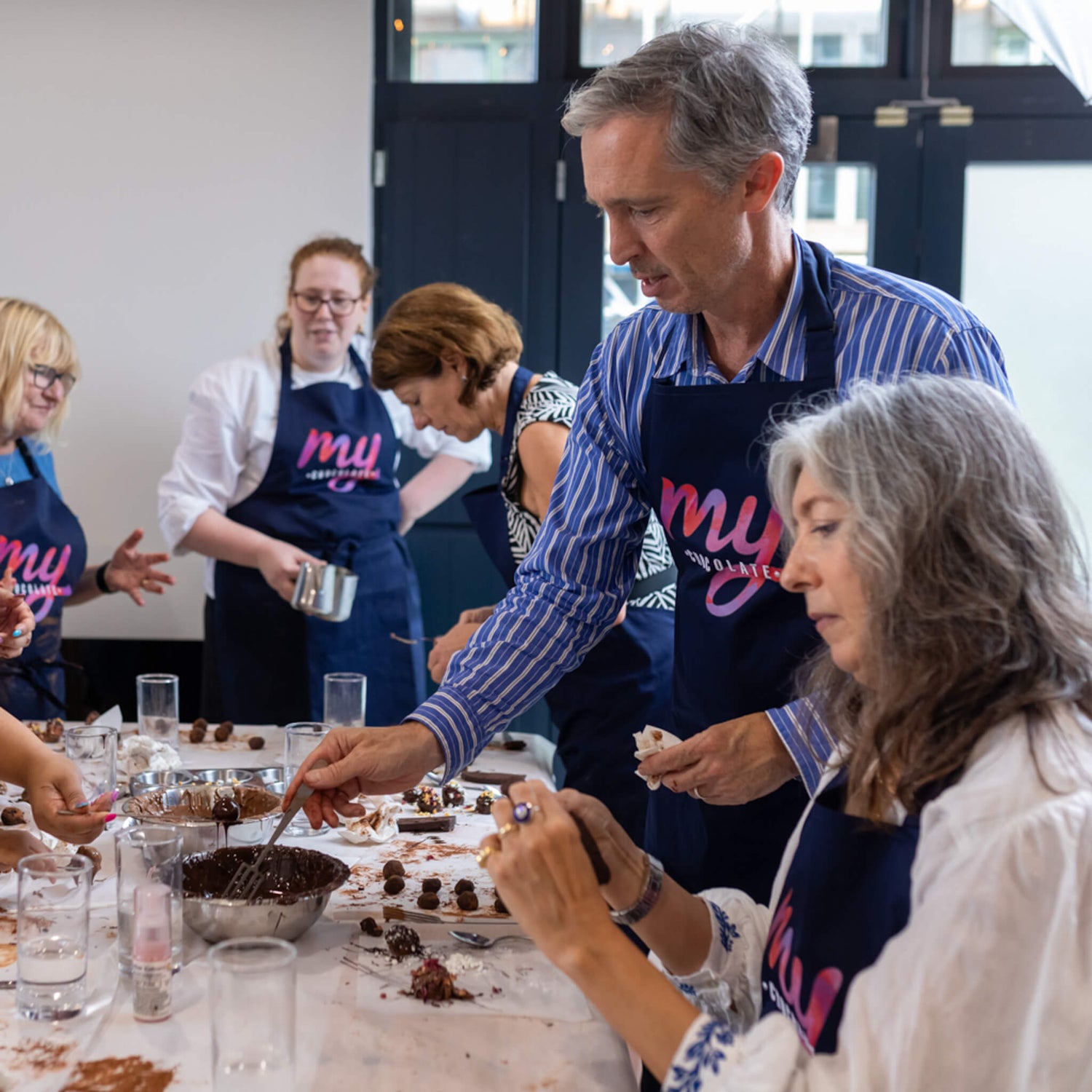 Corporate Chocolate Workshops: Team Building, Creativity & Fun – mychocolate -experiences