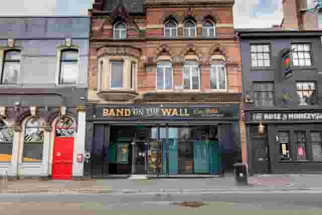 Live music venue