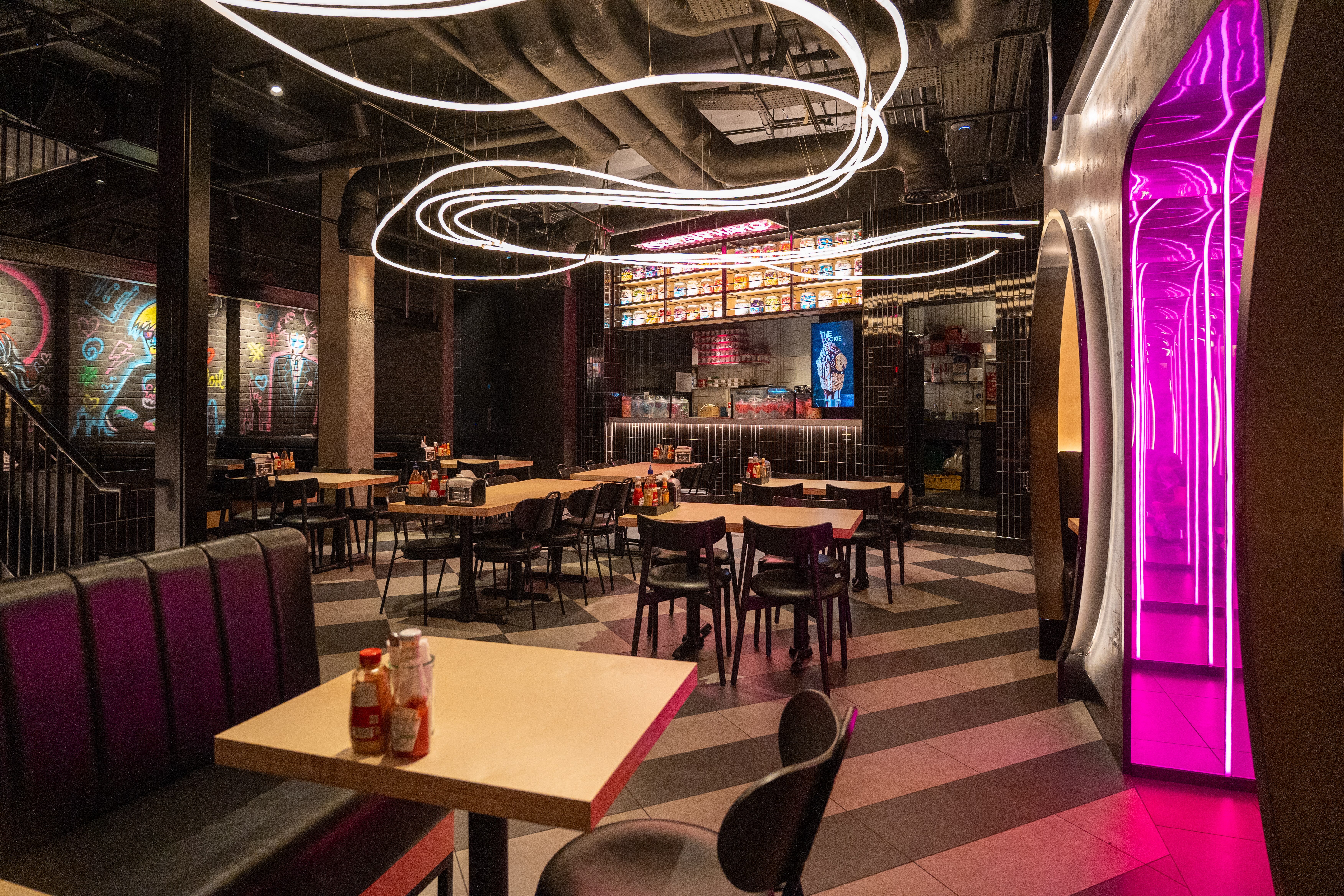 CrazyShake Restaurant - 9f038697-8cd4-492e-abd5-8e4ce8d64e3d.jpeg