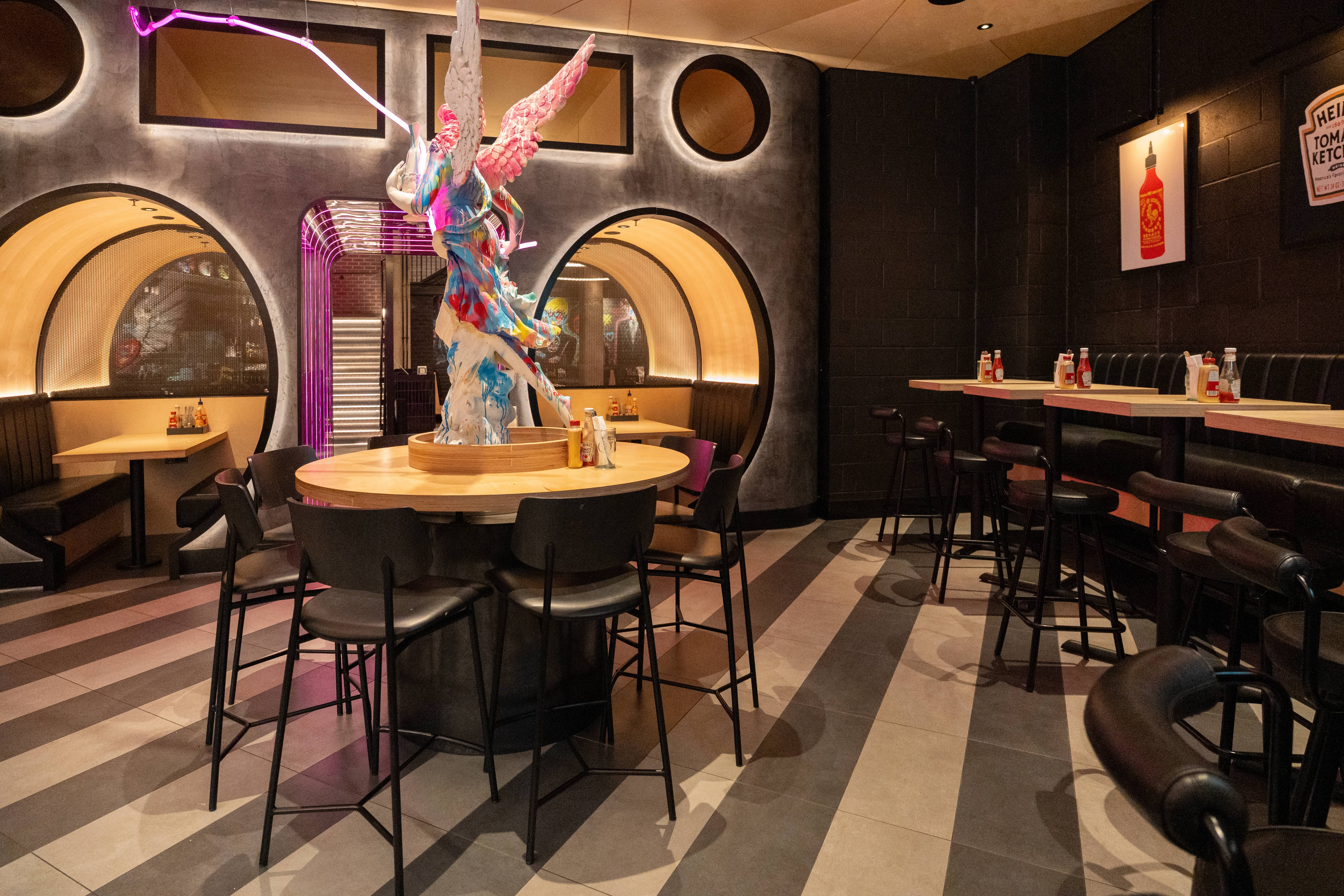 BoomBox Bar - 2bf06cf6-6f74-468a-9ca9-61e171634b11.jpeg