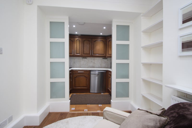 A very spacious lower ground floor studio flat ‹ SpareRoom