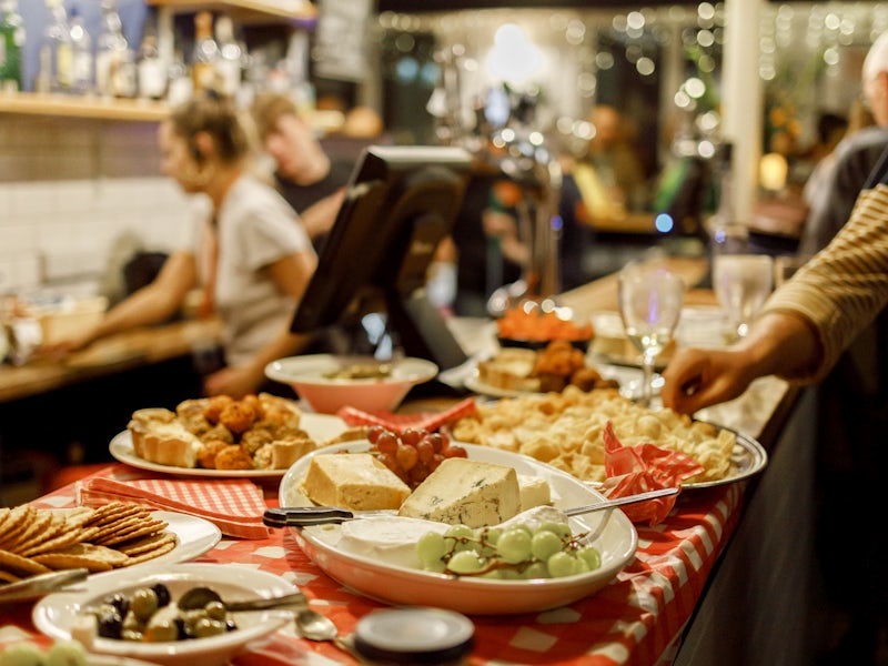 Theatre Bar - 1ccdbcde-a262-461d-a2cc-c8c0c61614f3.jpg