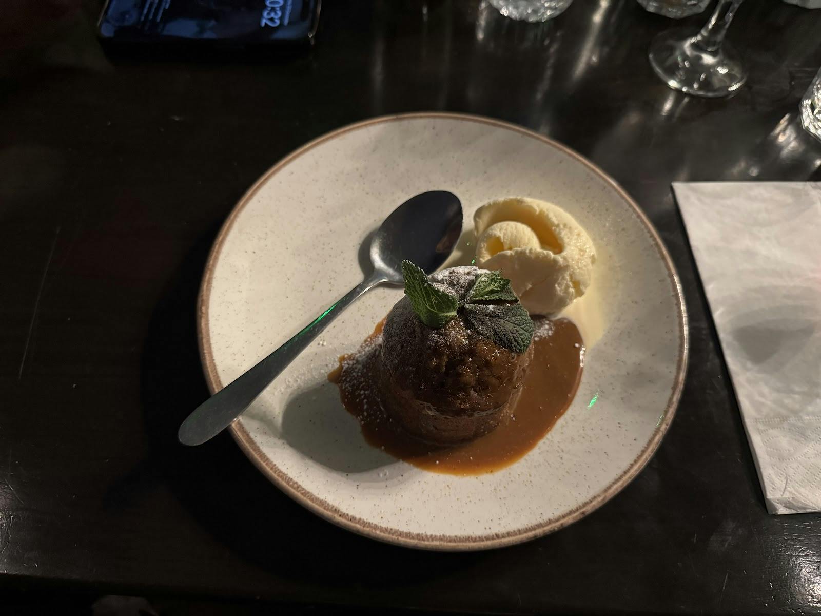 Cottons Notting Hill - >Andrew Laird</a>