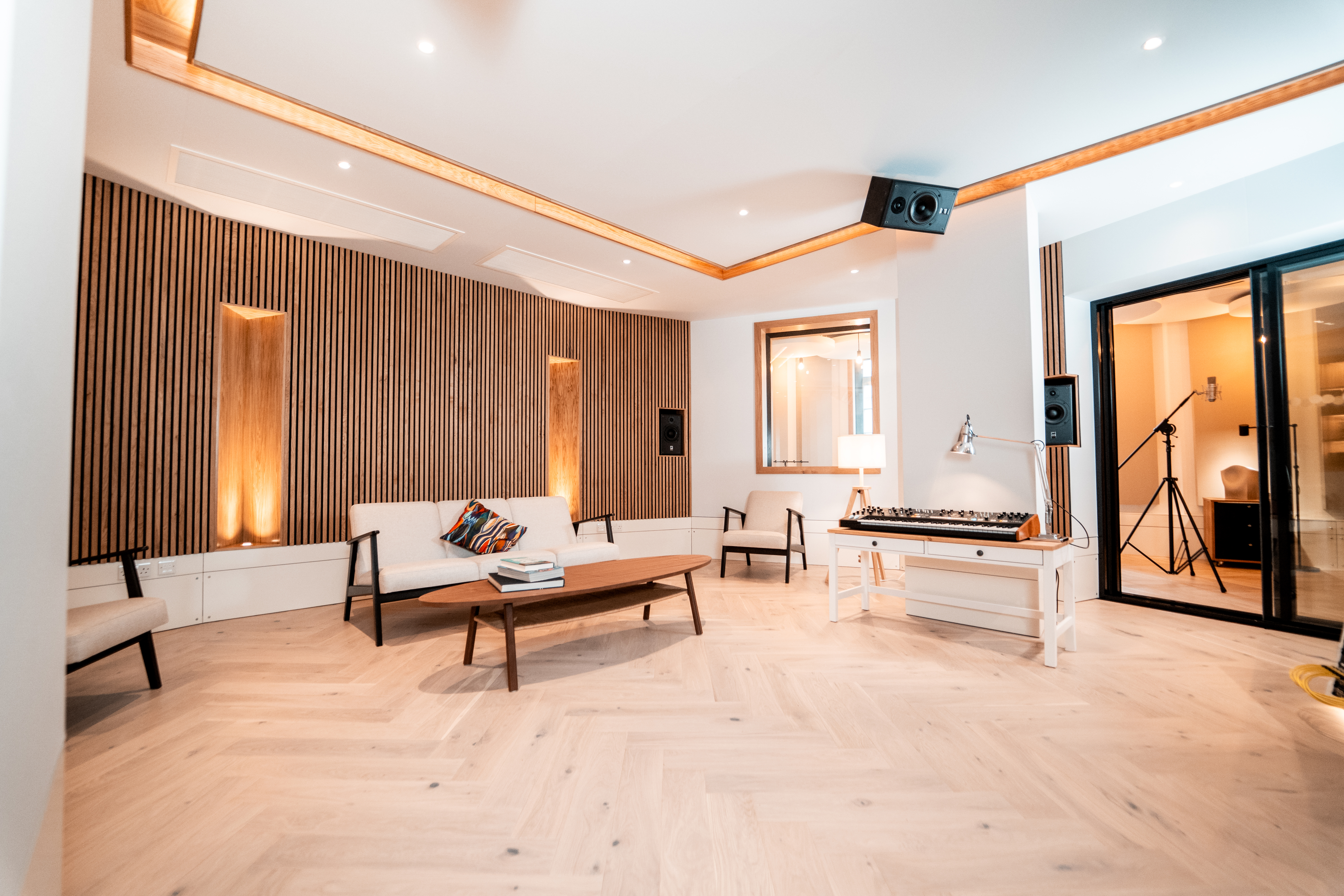 Recording studio - ad113dc4-a290-4d7c-8a3a-86016a5b8da1.jpeg